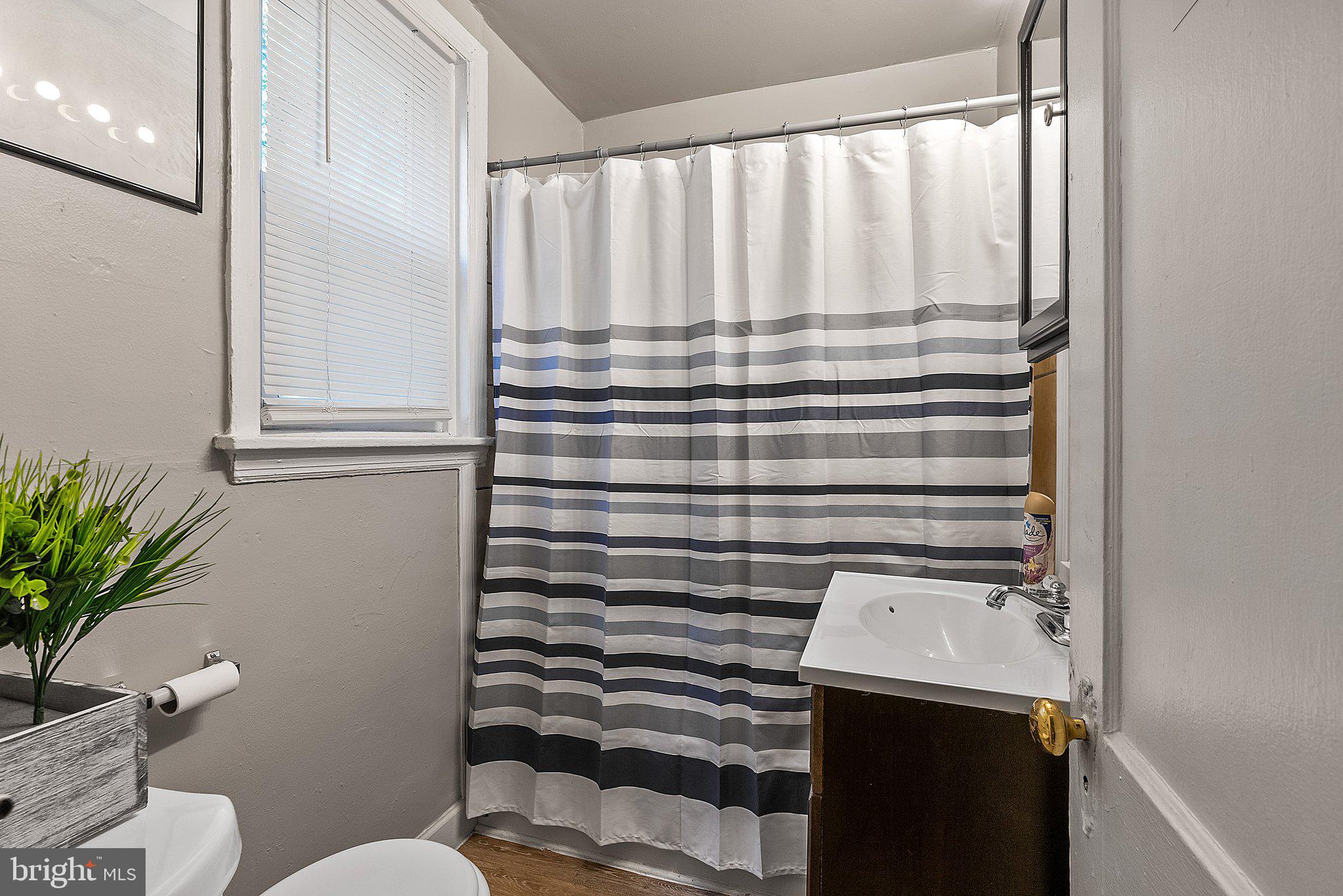 GERMANTOWN - Residential Lease