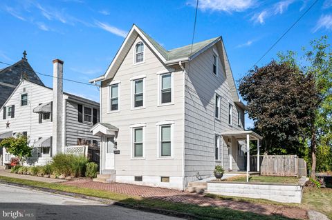 Photo of 21 N Church Street, SPRING CITY, PA 19475 (MLS # PACT2110858)
