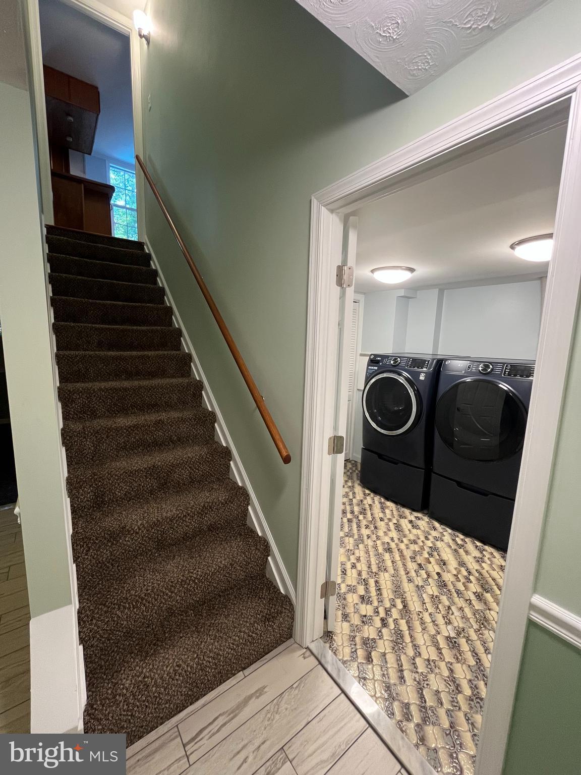 GRAHAM PARK SHORES - Residential