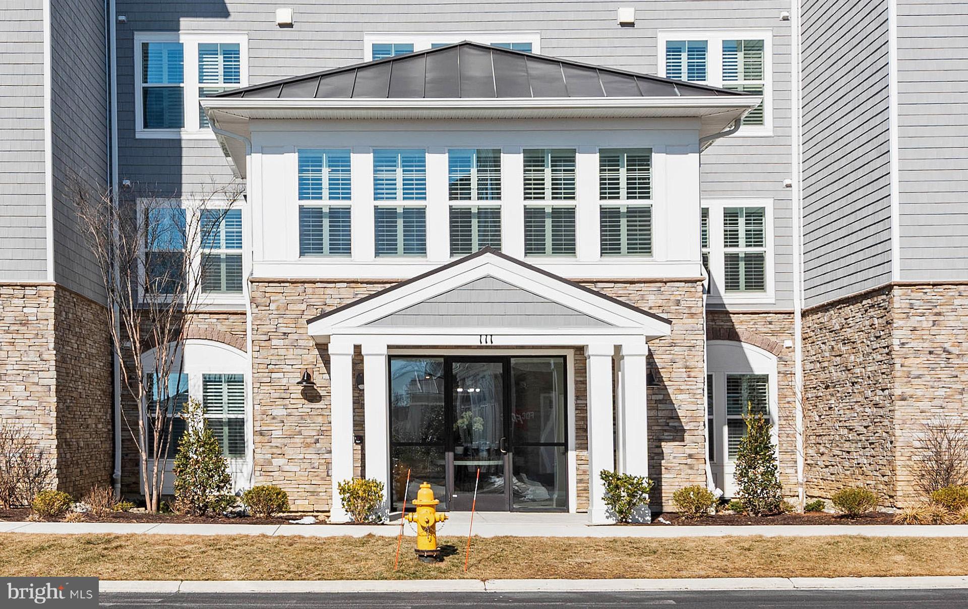 111 MARSHGRASS WAY 22
