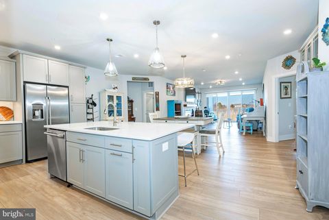 111 MARSHGRASS WAY 22 CHESTER MD 21619