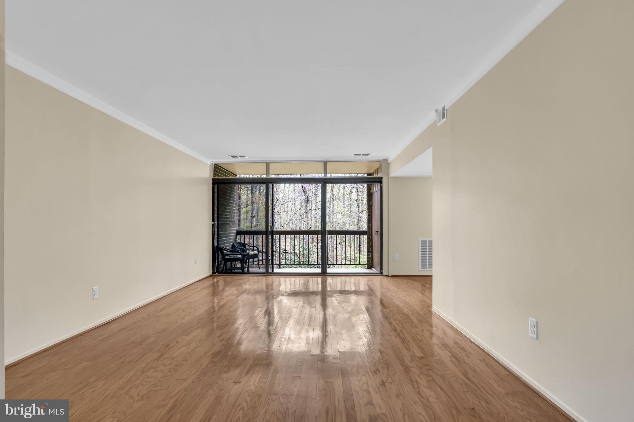 1665 PARKCREST CIRCLE 5C/201