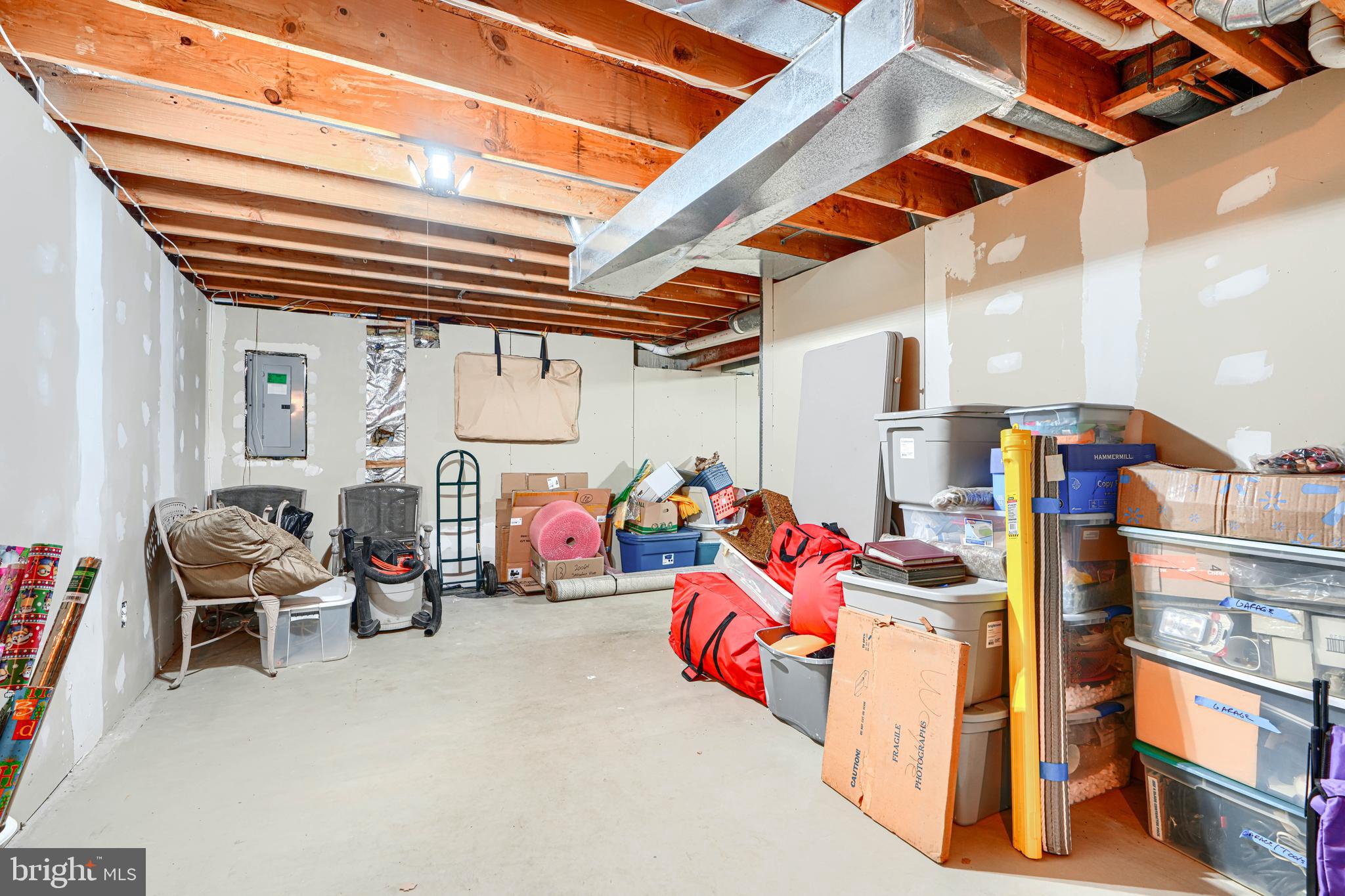 WOODLAND RUN - Residential