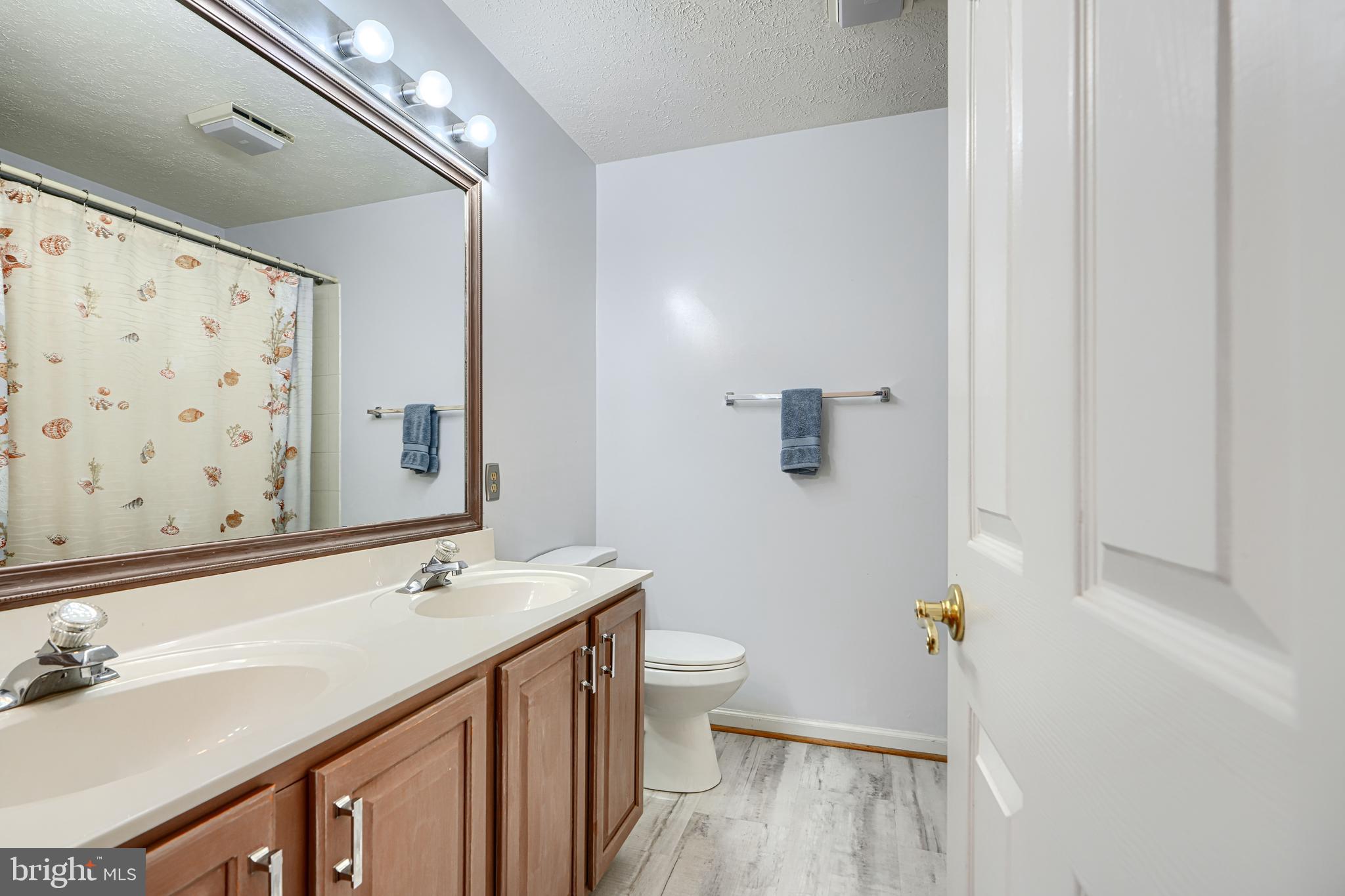 WOODLAND RUN - Residential