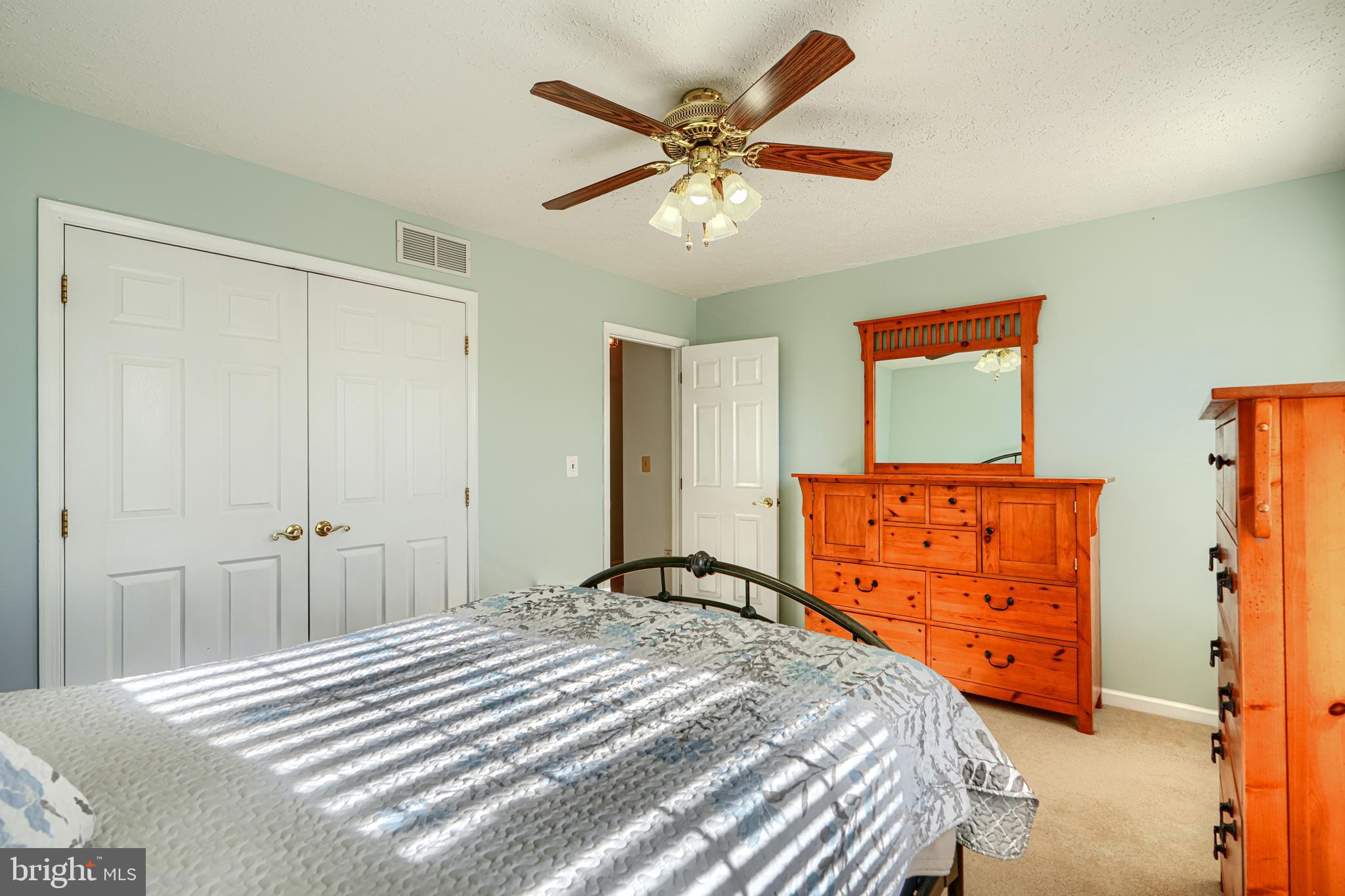 WOODLAND RUN - Residential