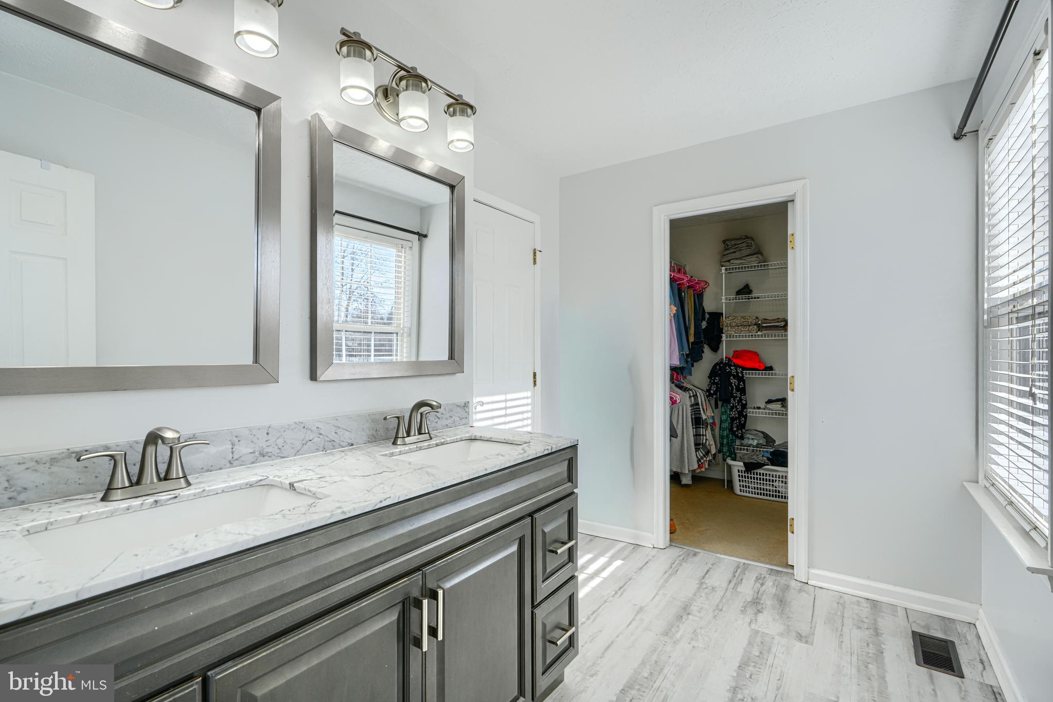 WOODLAND RUN - Residential