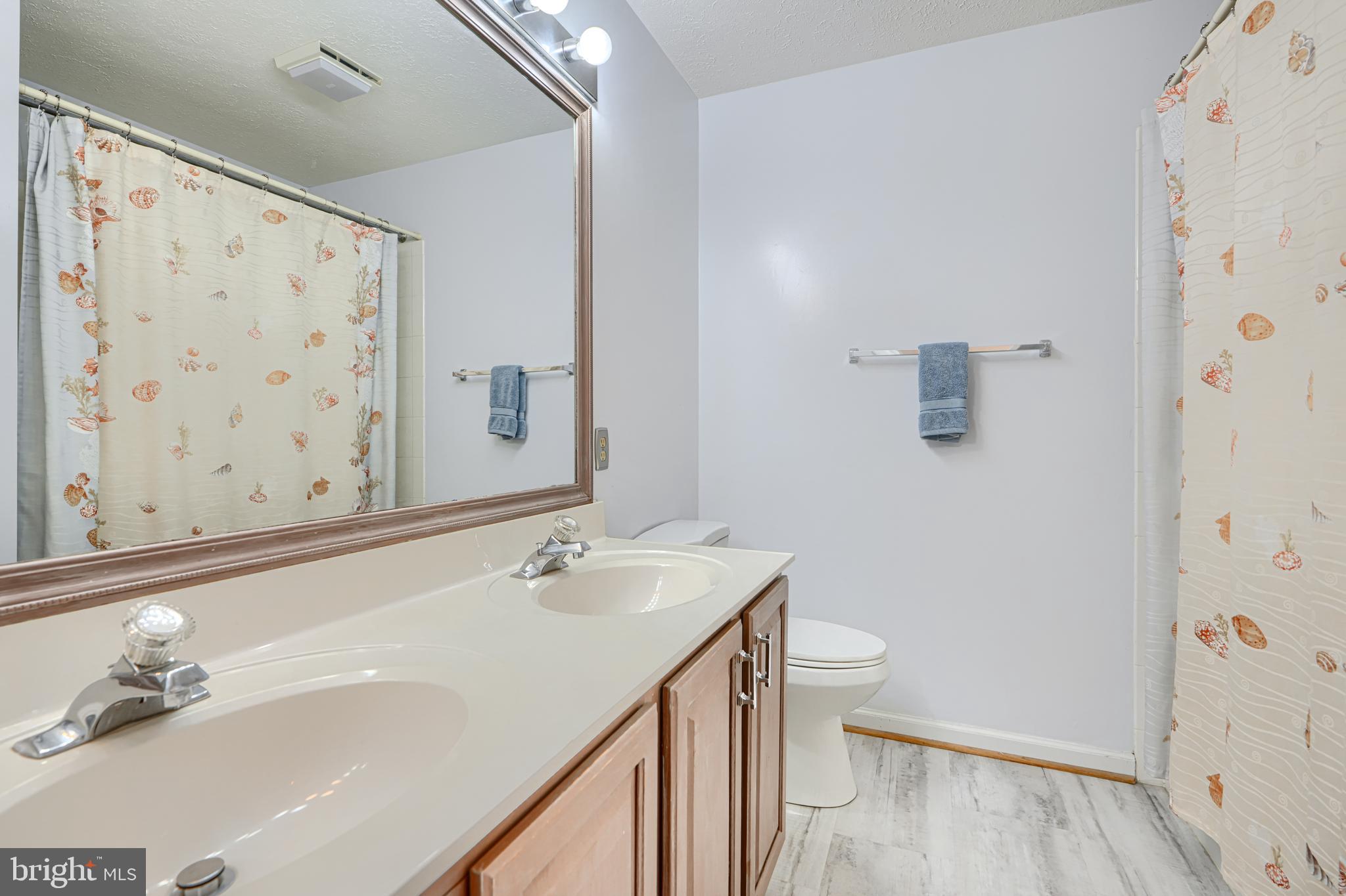 WOODLAND RUN - Residential