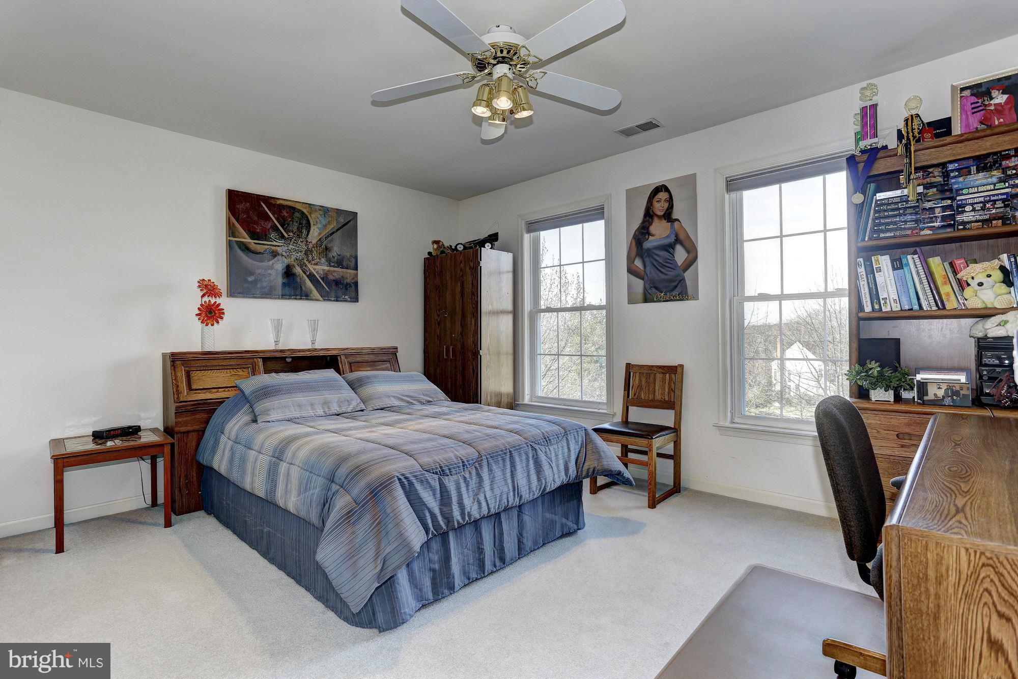 GOVERNORS RUN - Residential