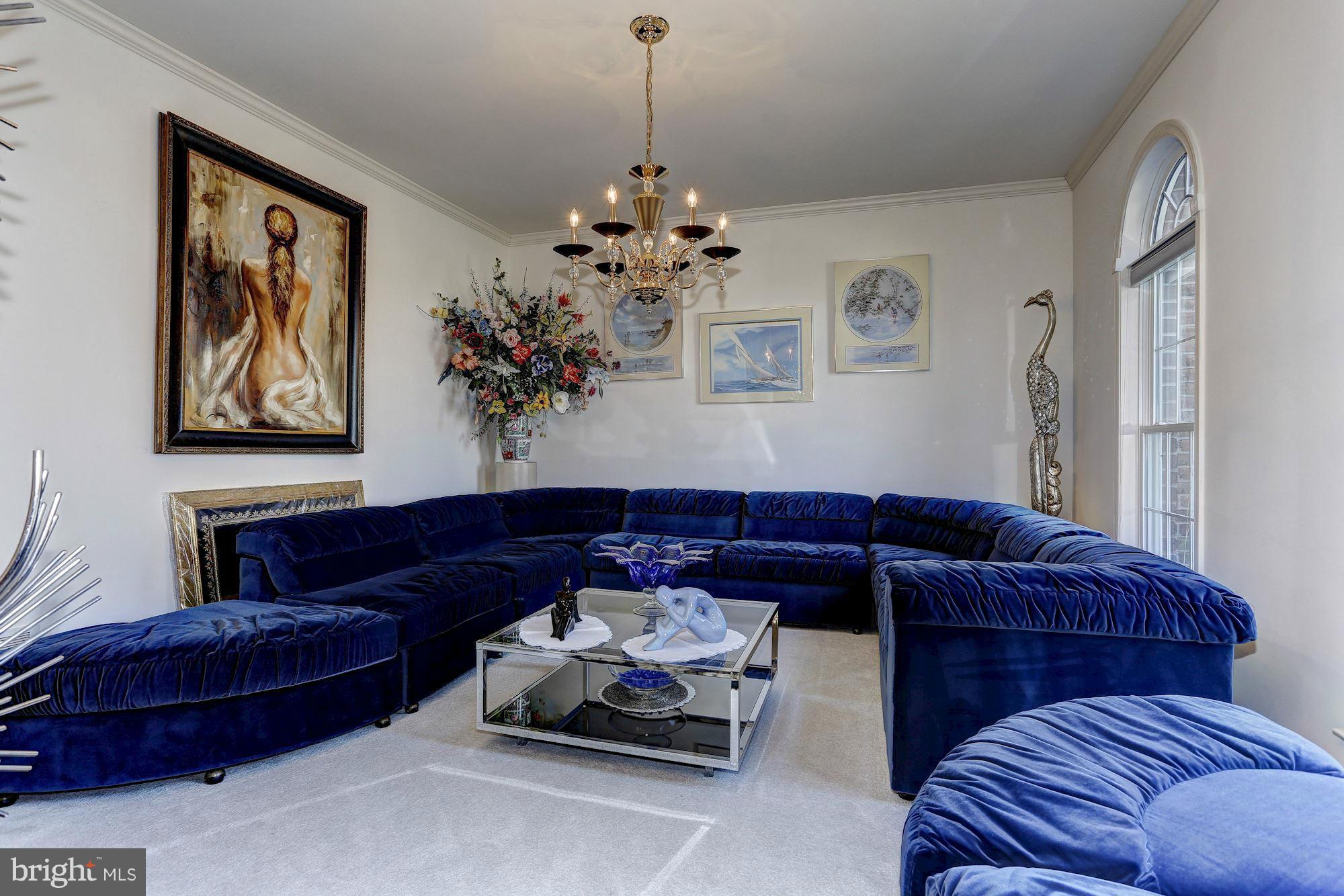 GOVERNORS RUN - Residential