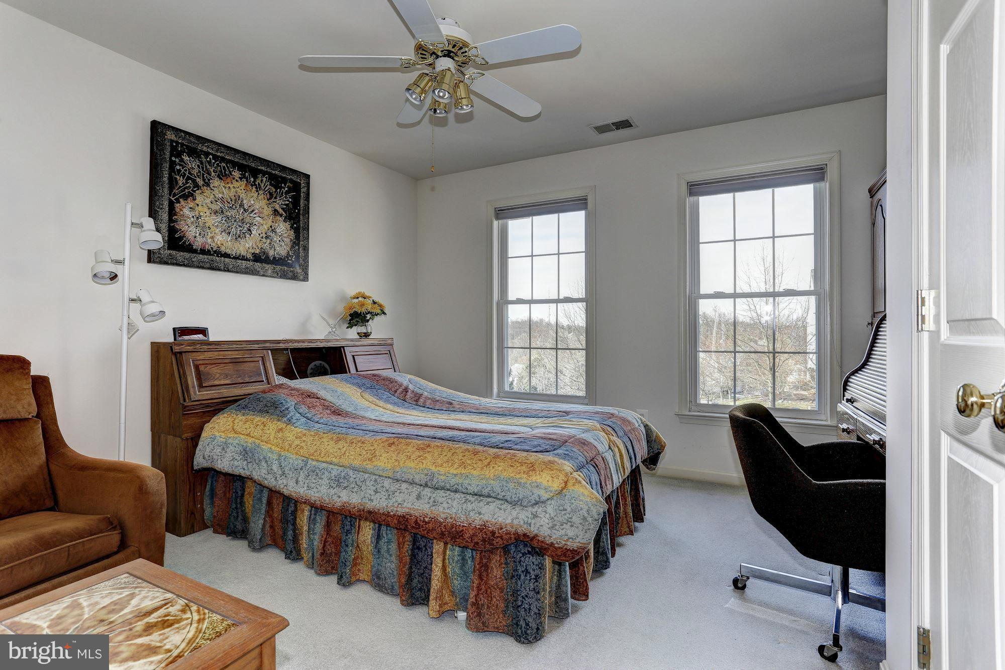 GOVERNORS RUN - Residential