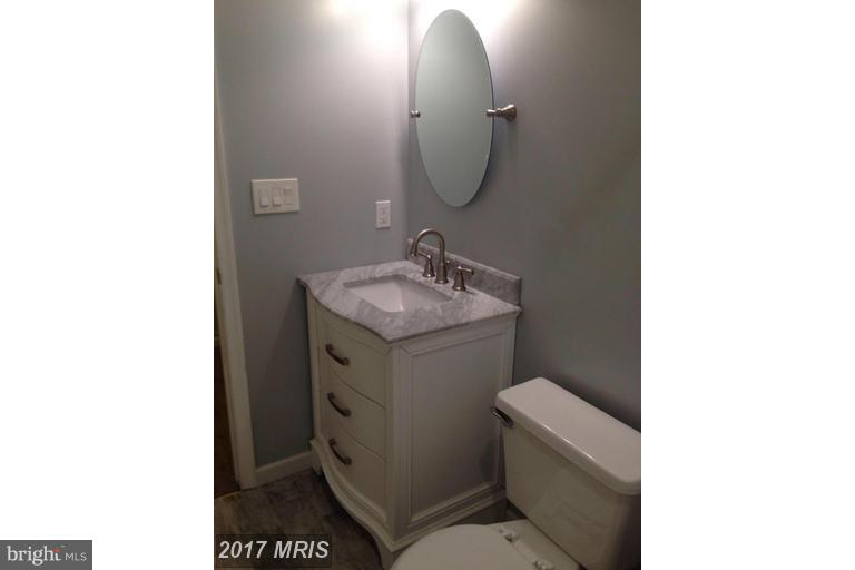 FOUR SEASONS ESTATES - Residential Lease