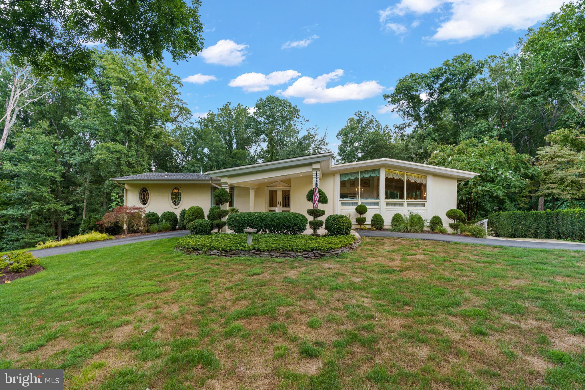 JACKSON HILLS - Residential