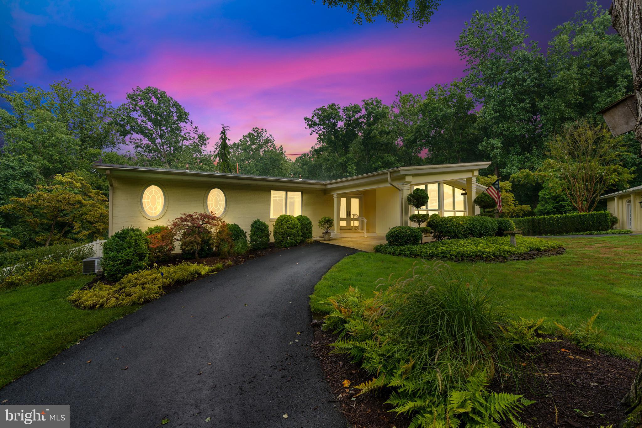 JACKSON HILLS - Residential