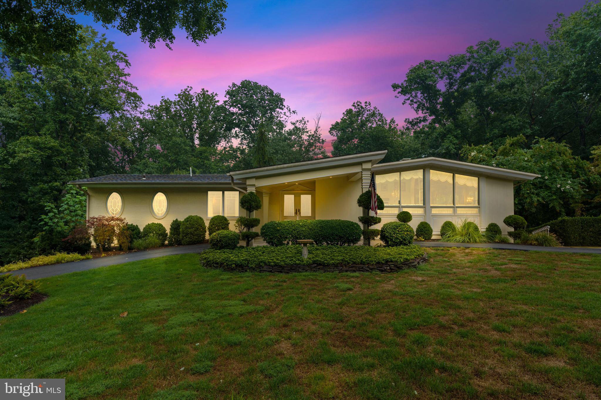 JACKSON HILLS - Residential