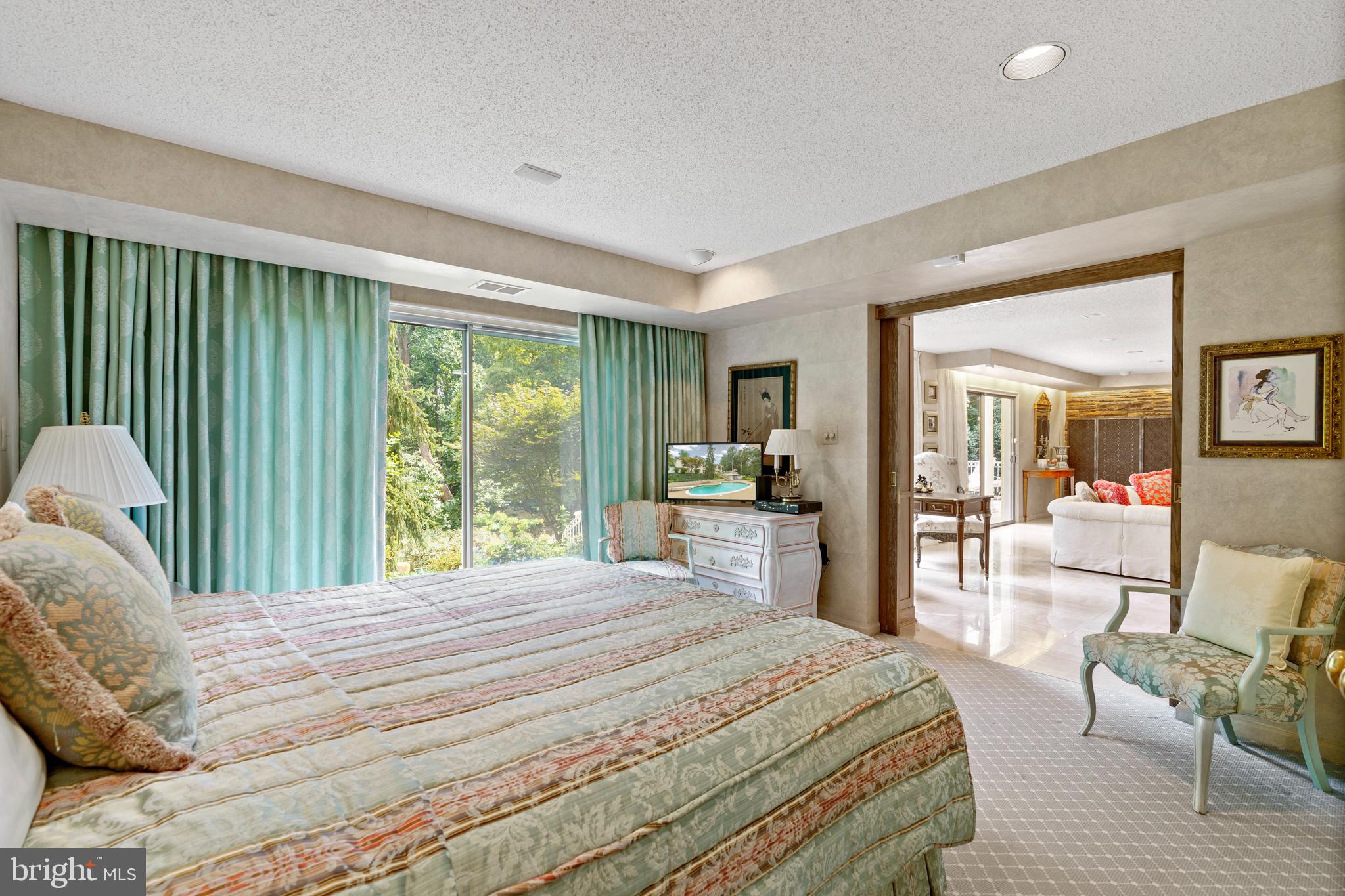 JACKSON HILLS - Residential