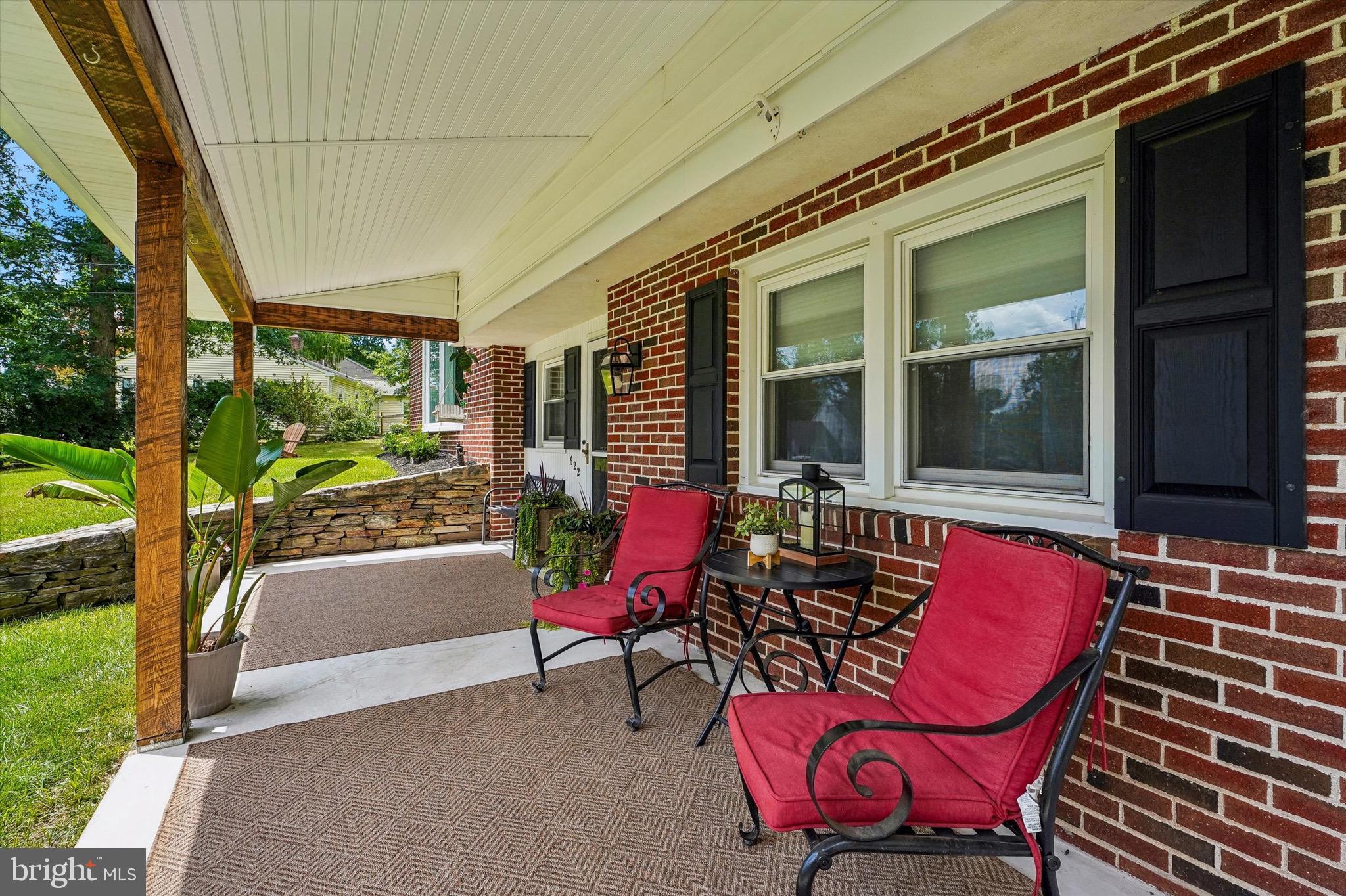 622 HIGHLAND DRIVE