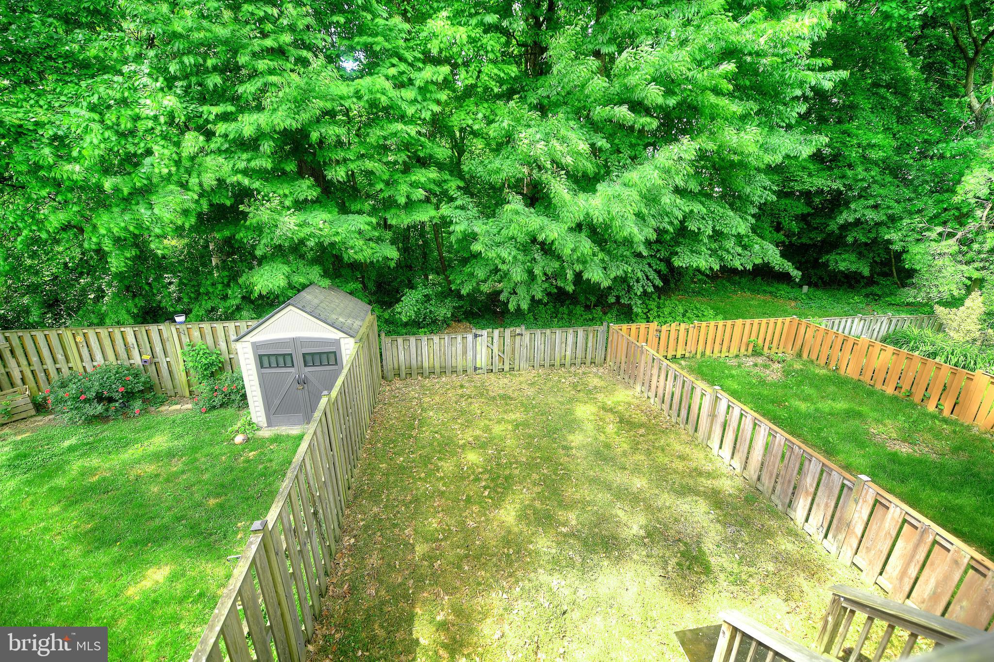 VILLAGE OF THOMAS RUN - Residential Lease