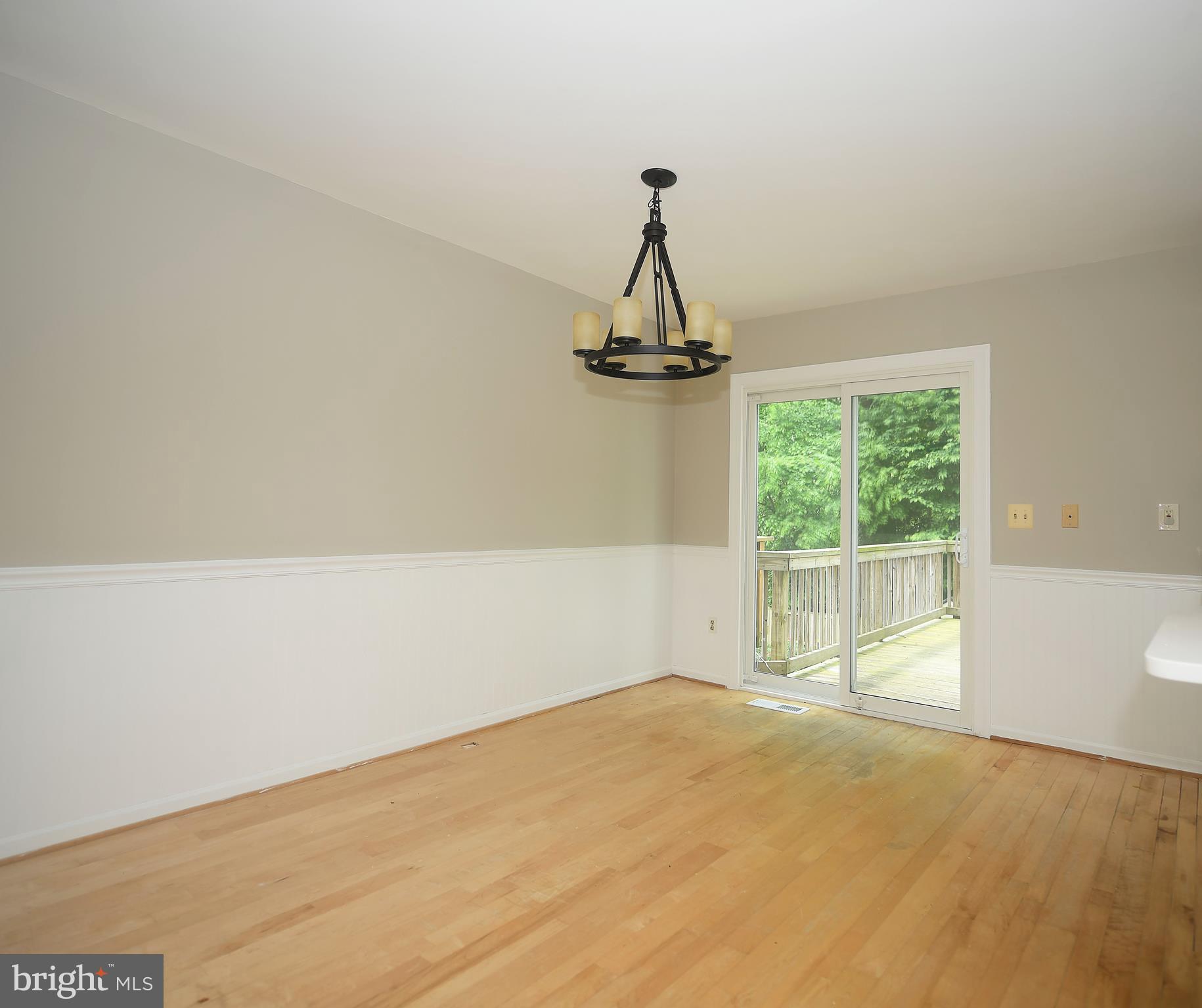 VILLAGE OF THOMAS RUN - Residential Lease