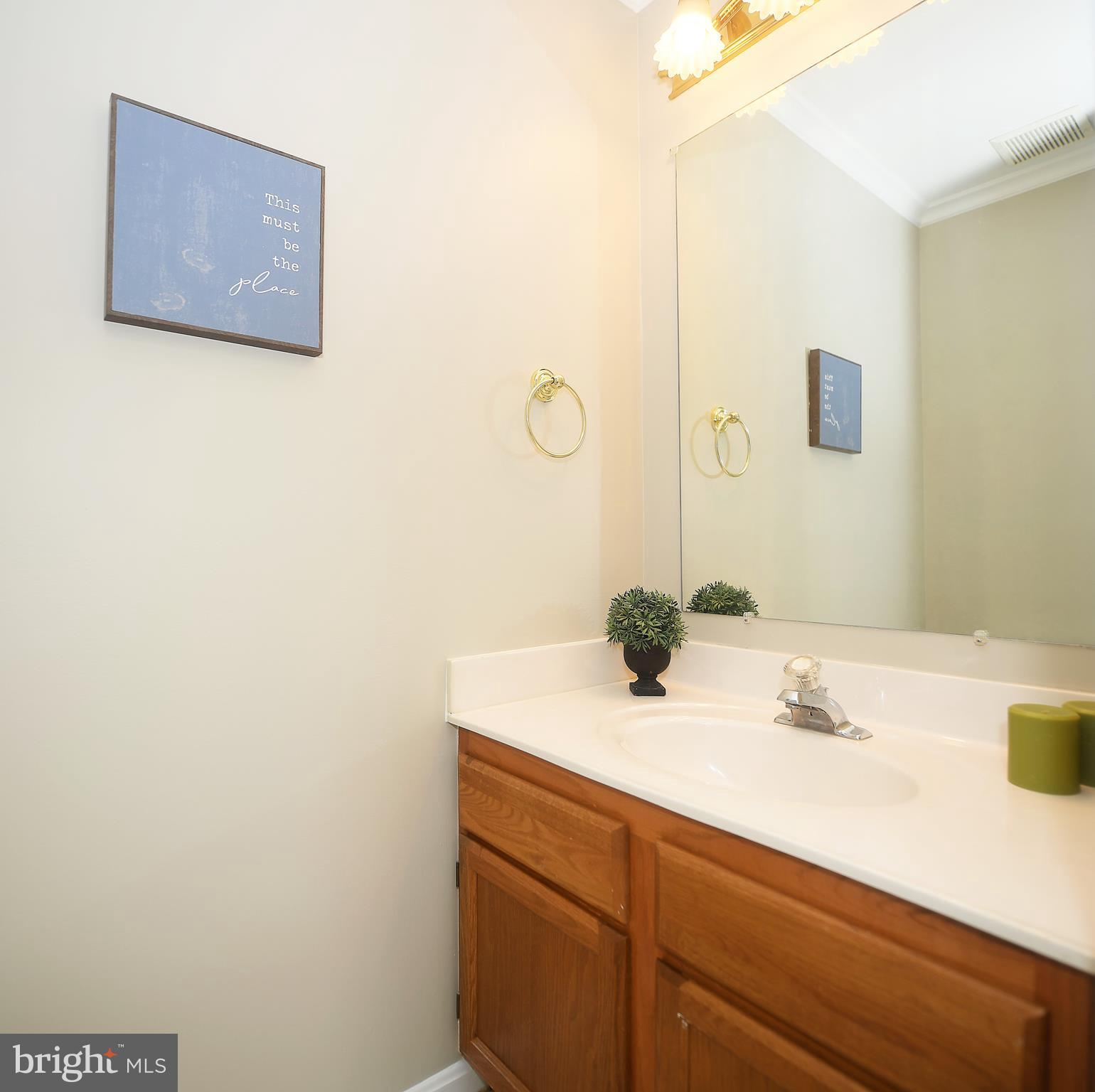 VILLAGE OF THOMAS RUN - Residential Lease