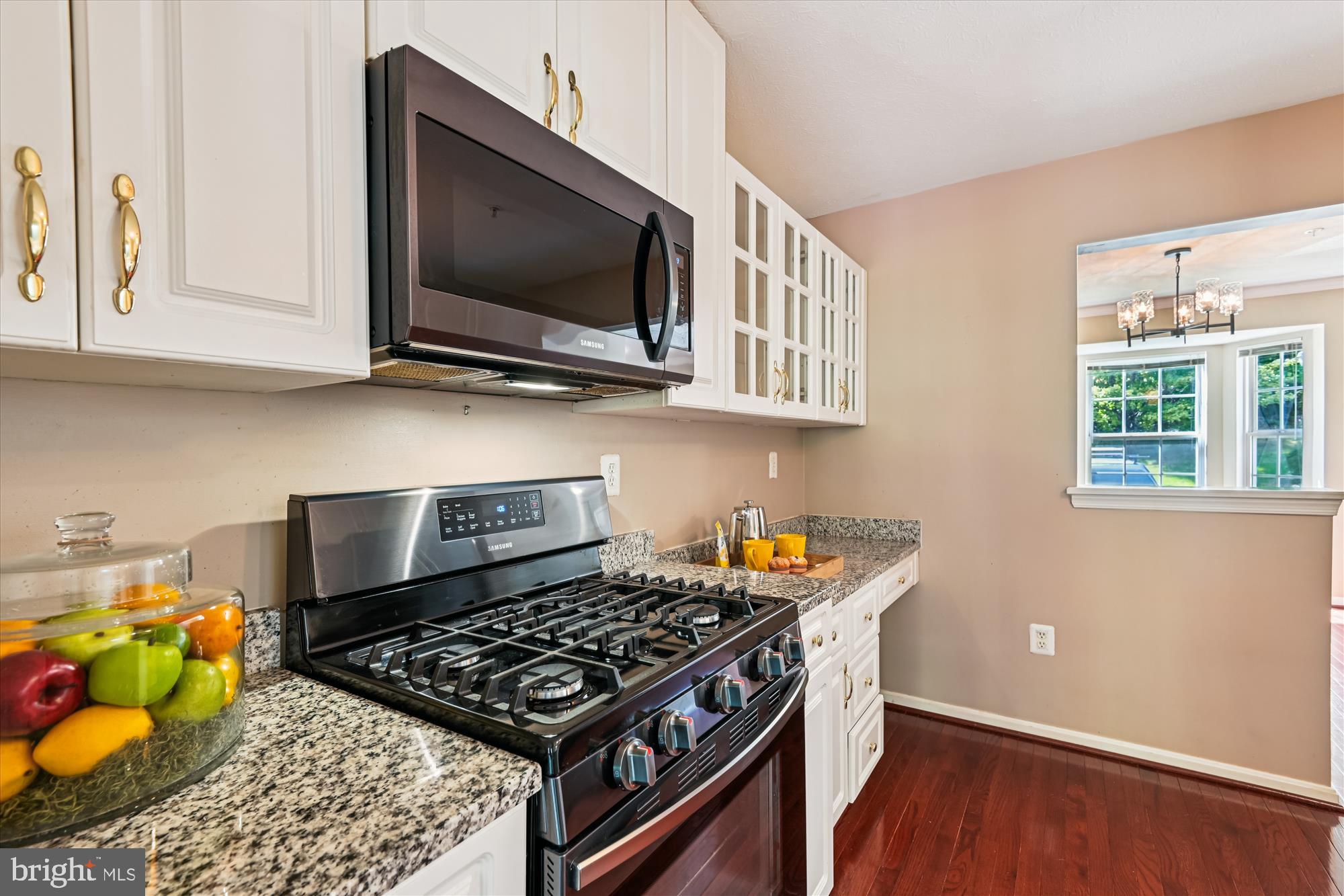 FALCON CREST - Residential