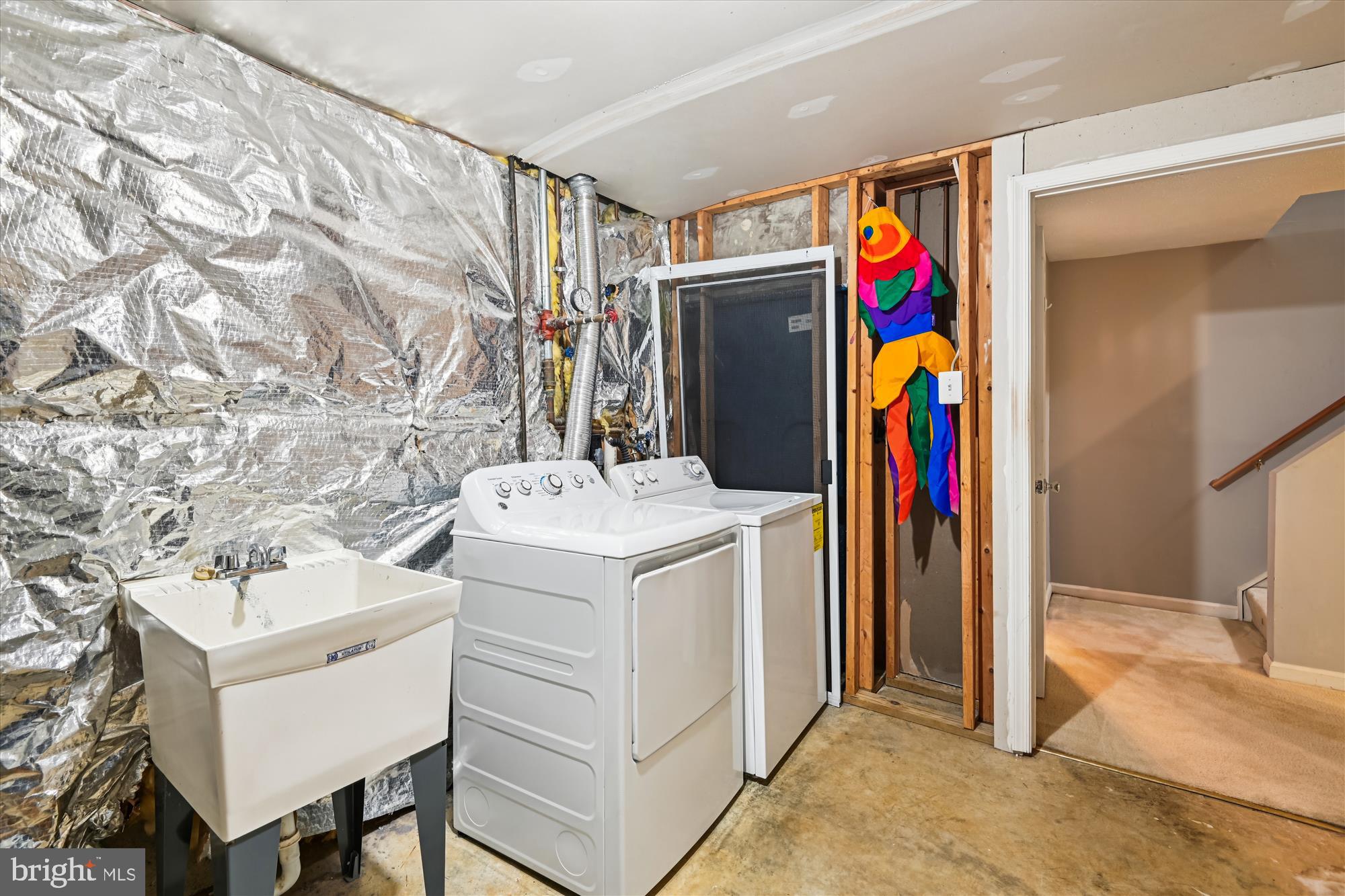 FALCON CREST - Residential