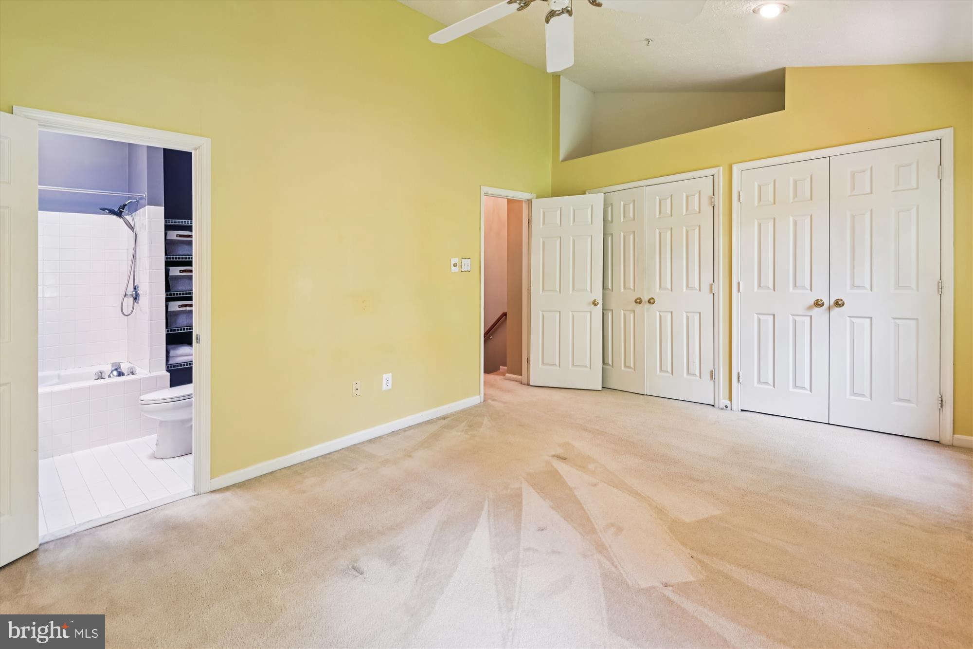 FALCON CREST - Residential