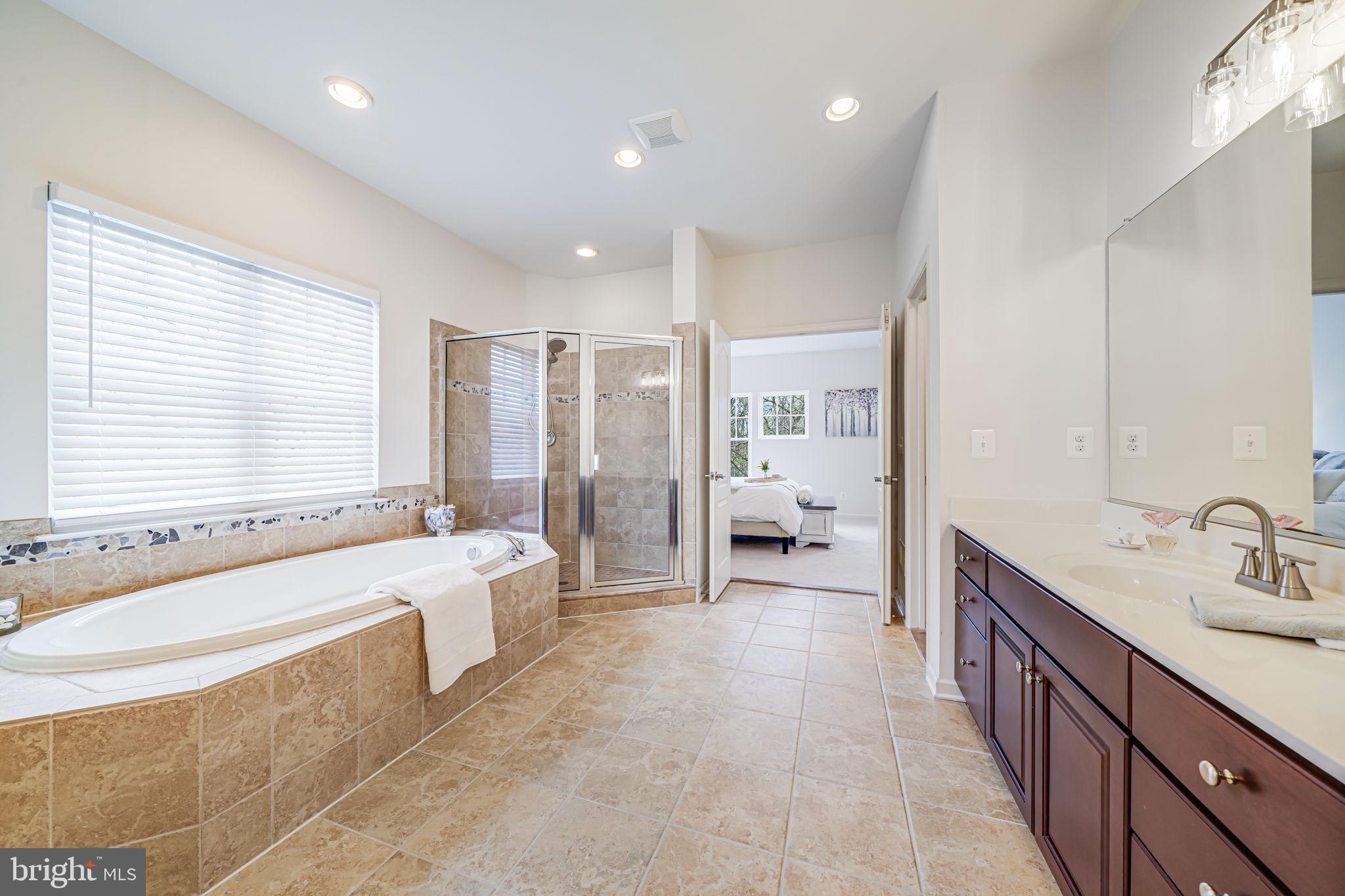 GROVE AT WILLOWSFORD - Residential