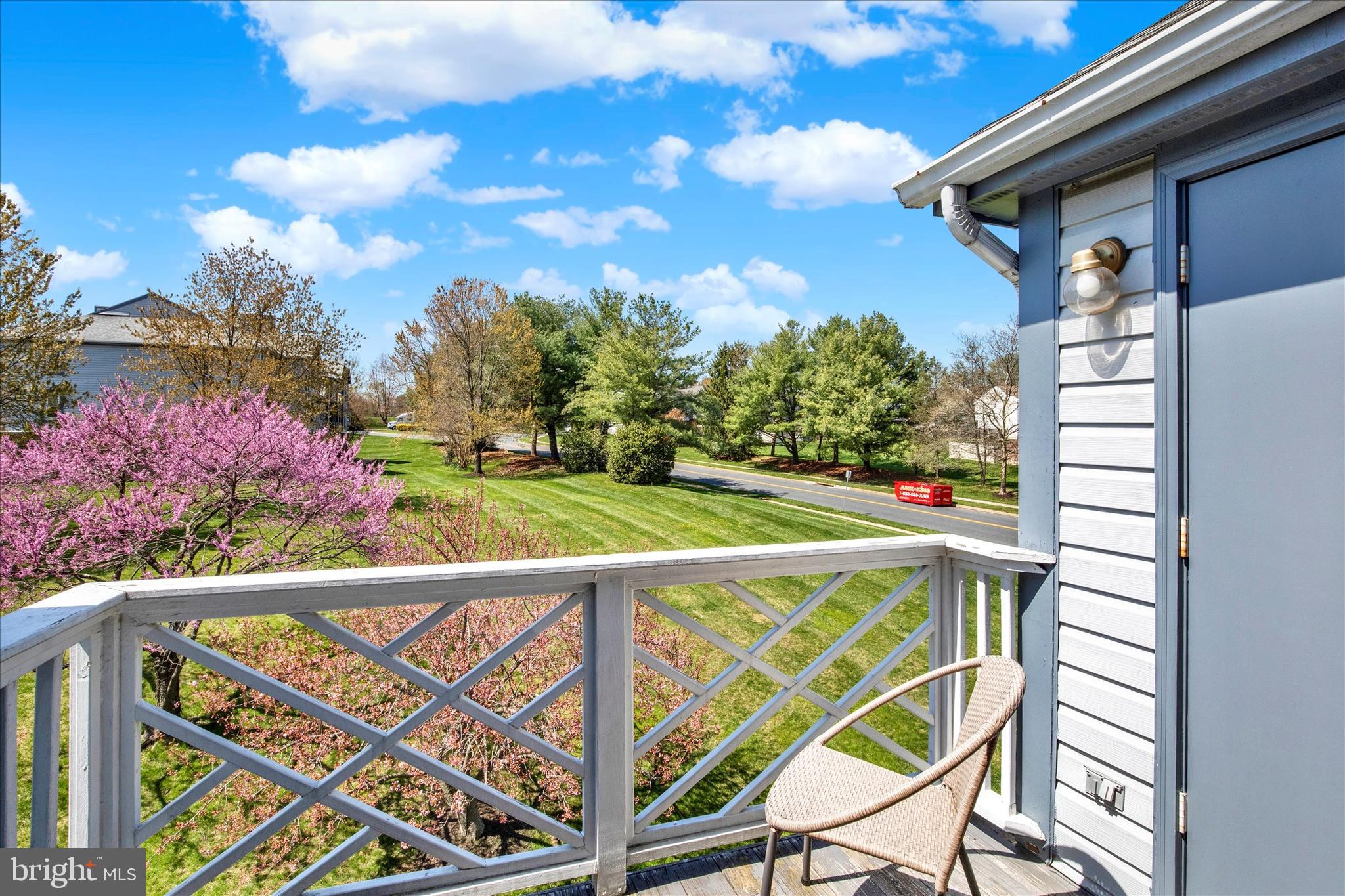 LAUREL WOODS - Residential