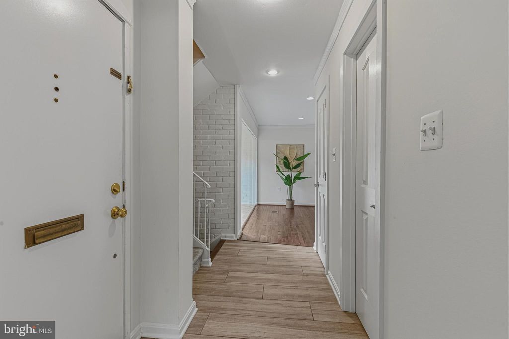 Photo of 8042 Inverness Ridge Road, POTOMAC, MD 20854 (MLS # MDMC2227364)