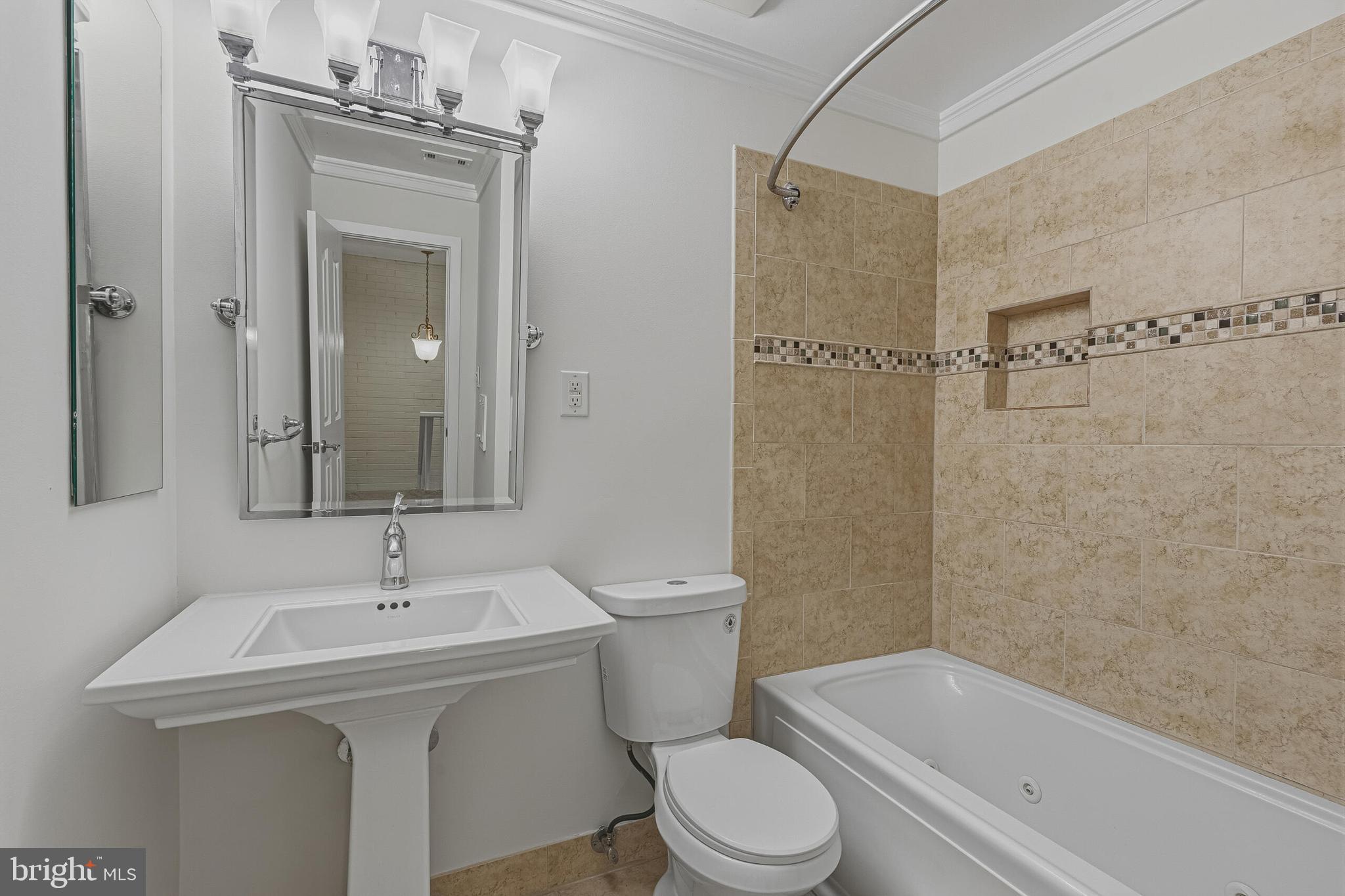 INVERNESS FOREST - Residential