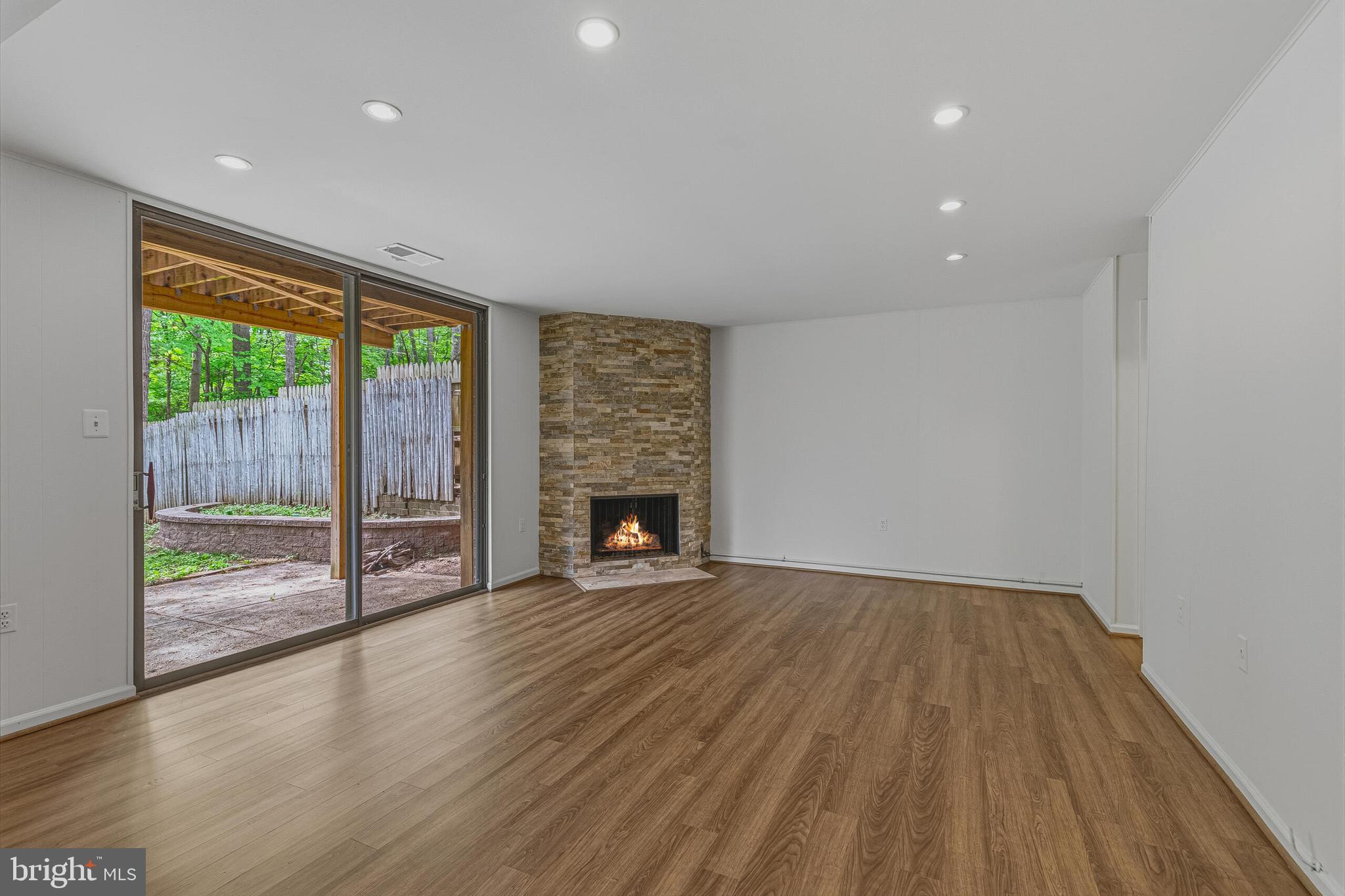 INVERNESS FOREST - Residential