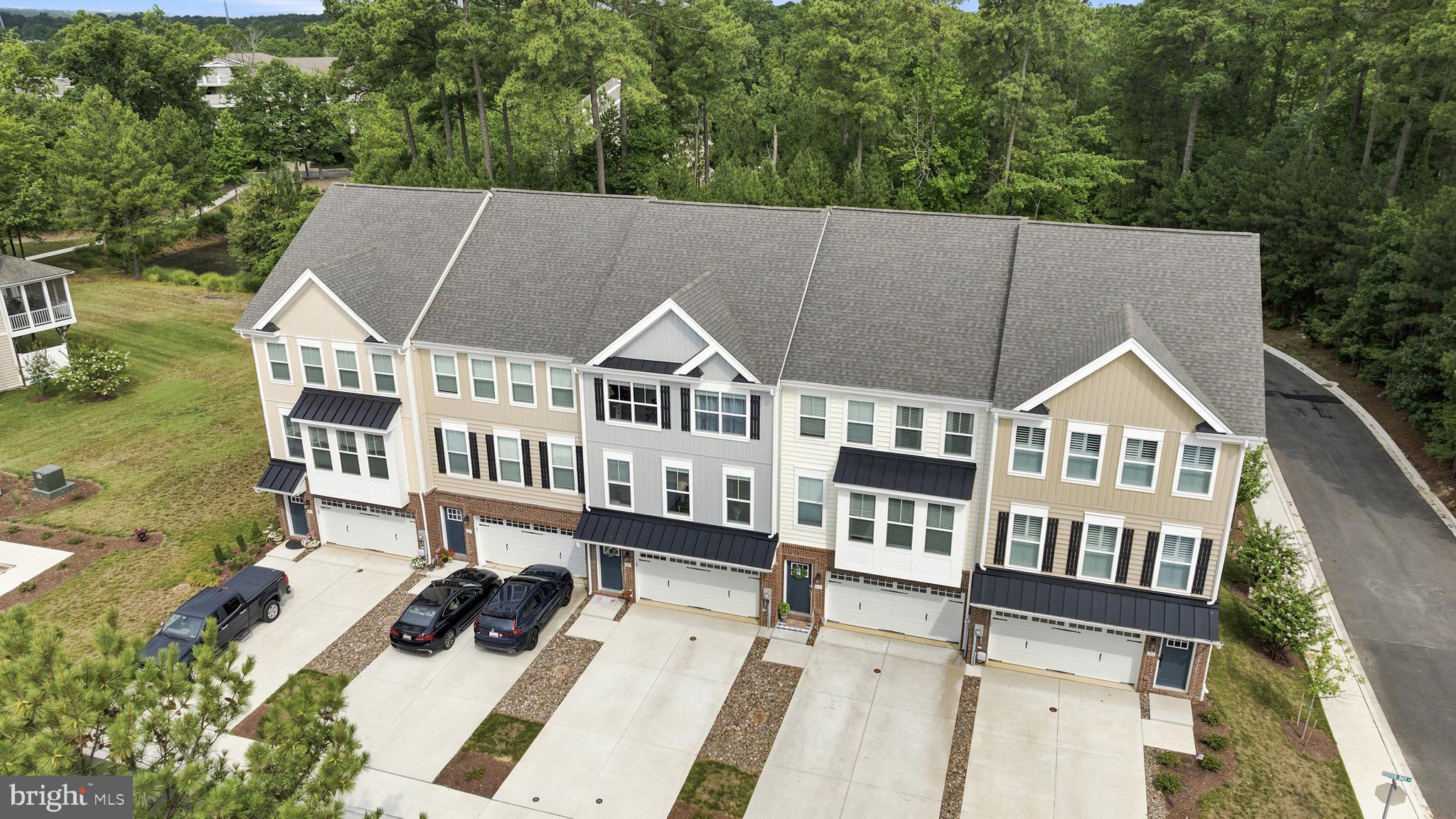 120 OYSTER BAY PLACE