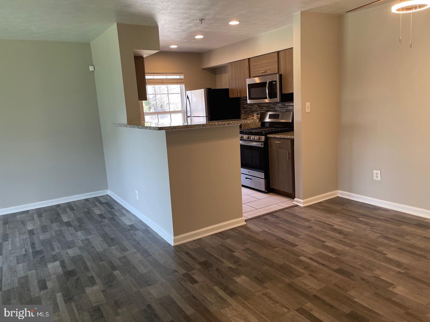 LARGO TOWN CENTER - Residential