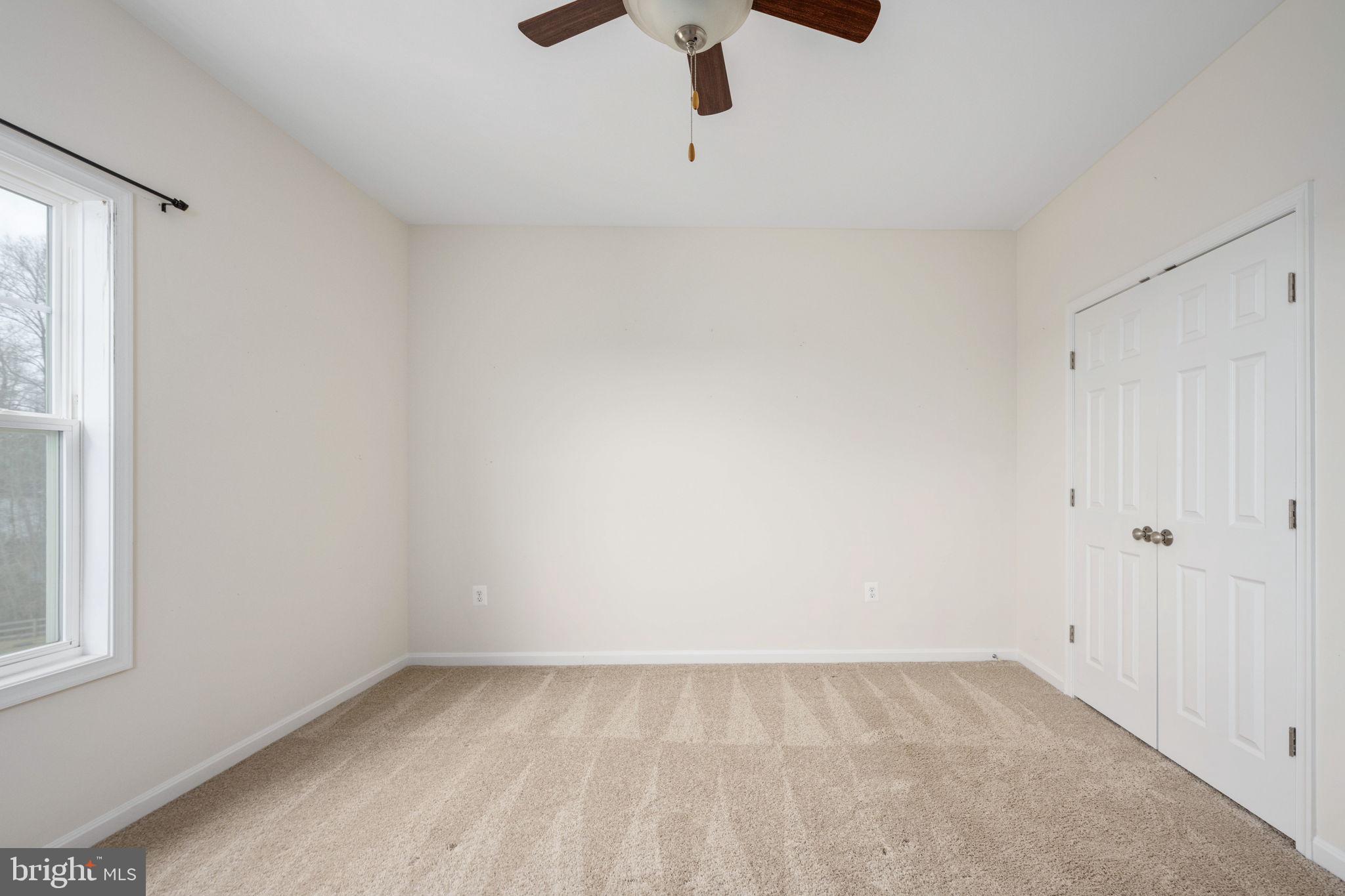 CHURCHILL MEADOWS - Residential