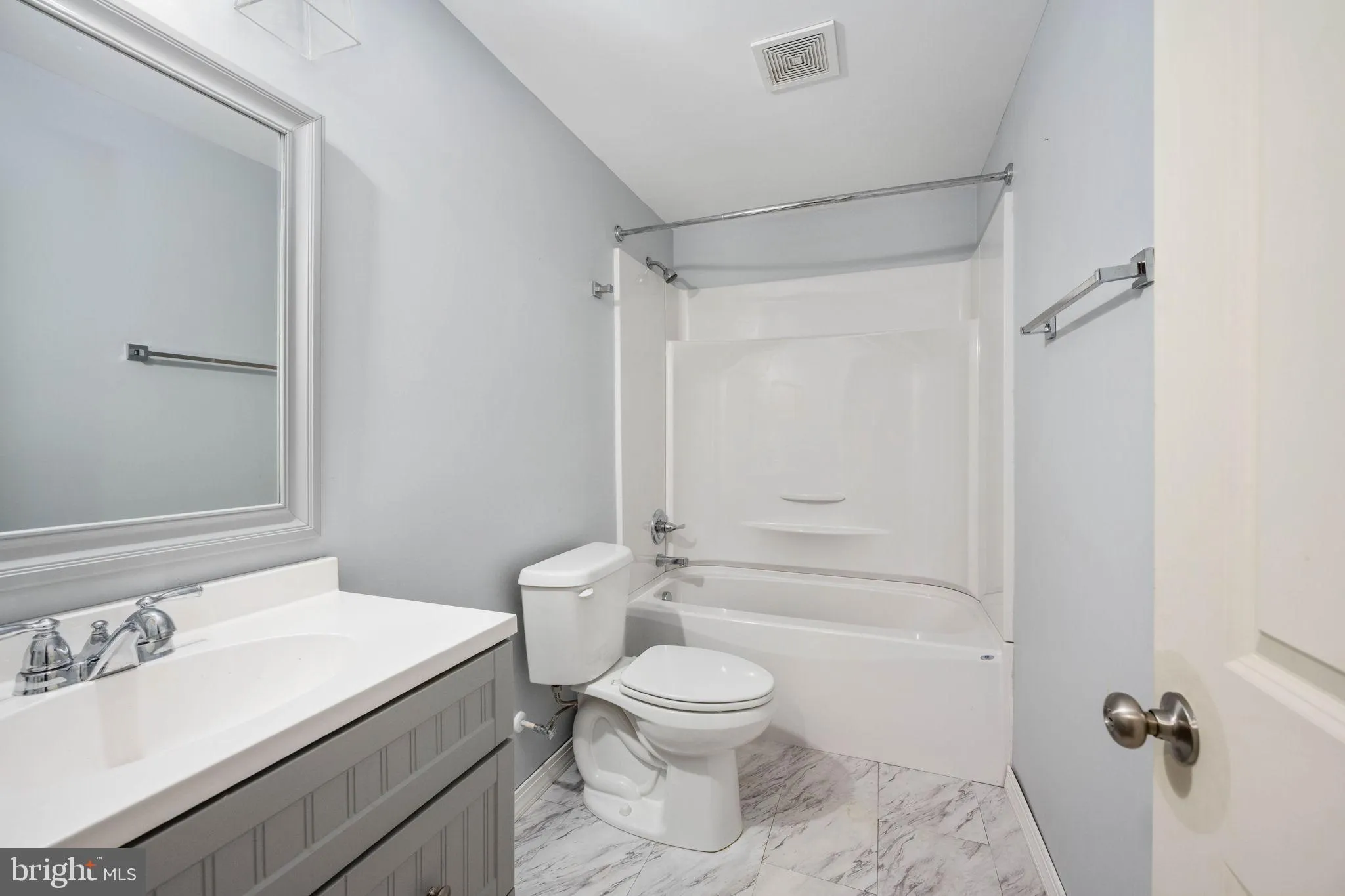 Stafford, Virginia 22556, United States, 4 Bedrooms Bedrooms, ,4 BathroomsBathrooms,Residential,Contingent,1982