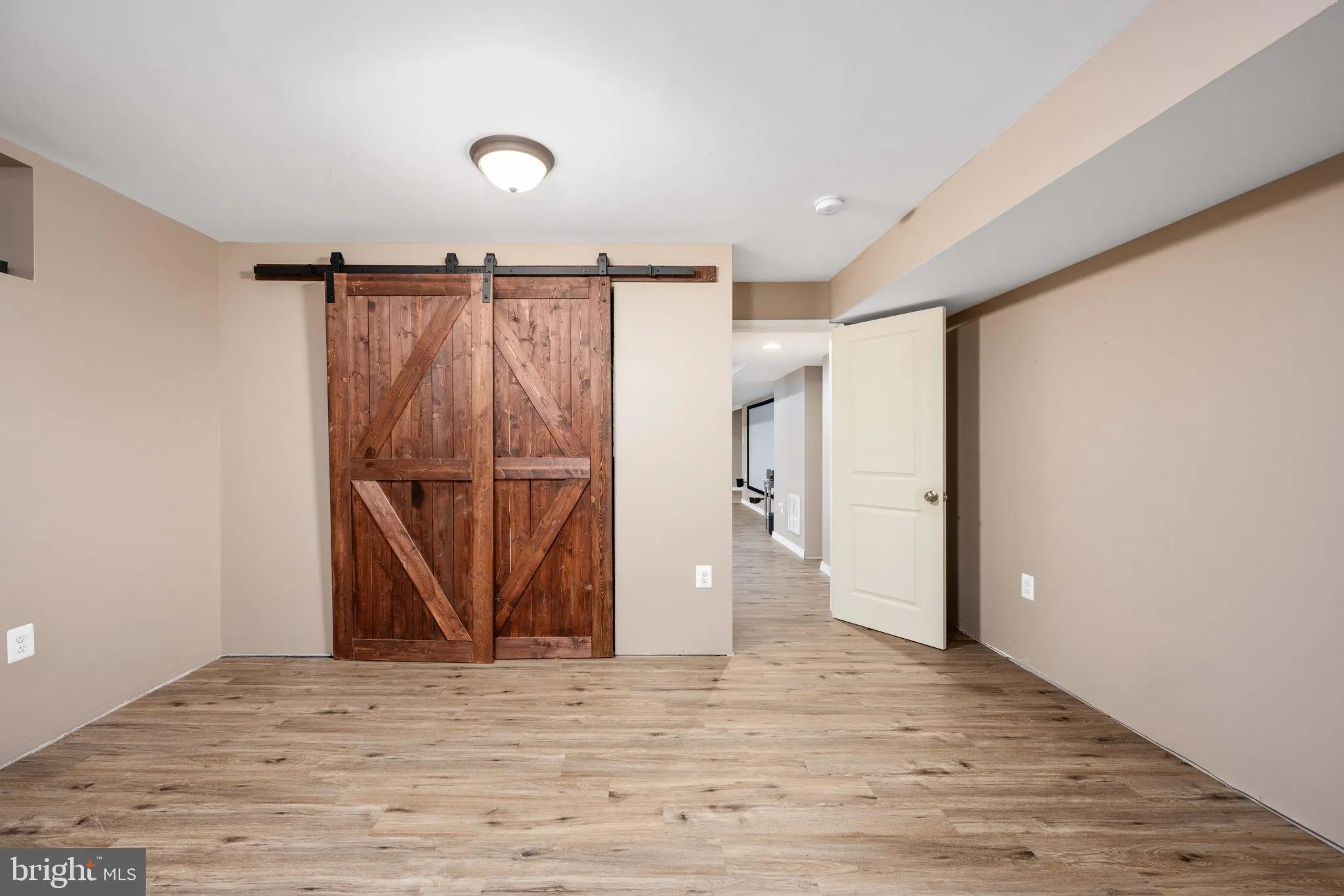 Stafford, Virginia 22556, United States, 4 Bedrooms Bedrooms, ,4 BathroomsBathrooms,Residential,Contingent,1982