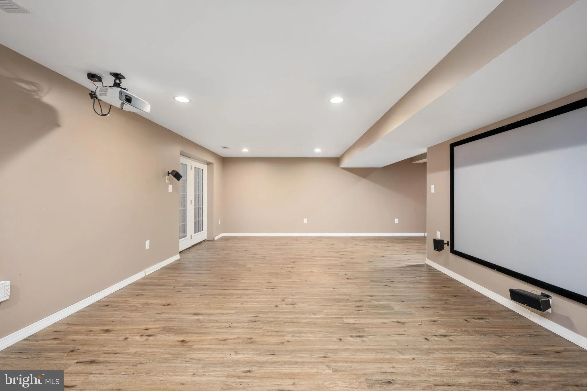 Stafford, Virginia 22556, United States, 4 Bedrooms Bedrooms, ,4 BathroomsBathrooms,Residential,Contingent,1982