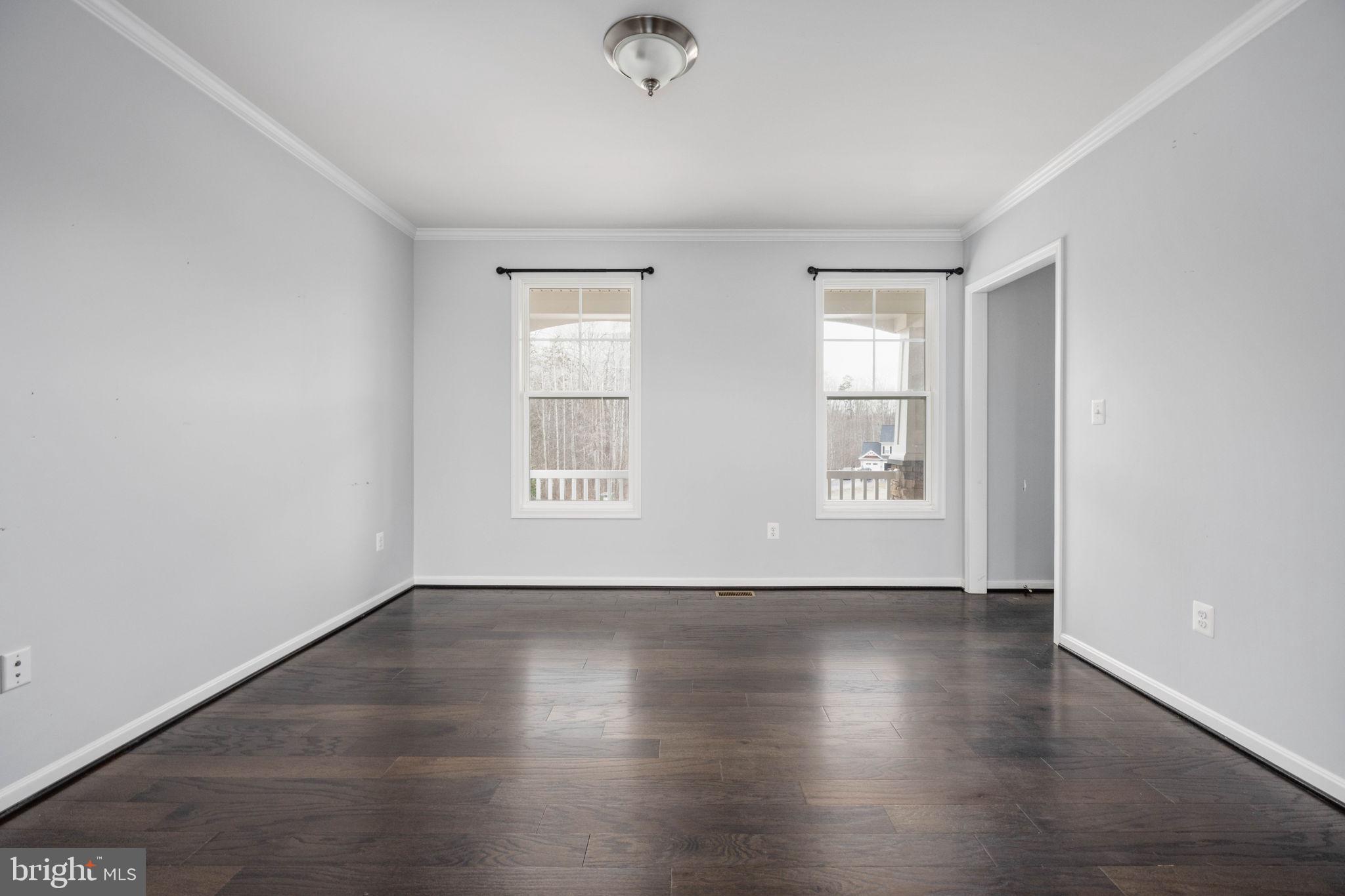 CHURCHILL MEADOWS - Residential