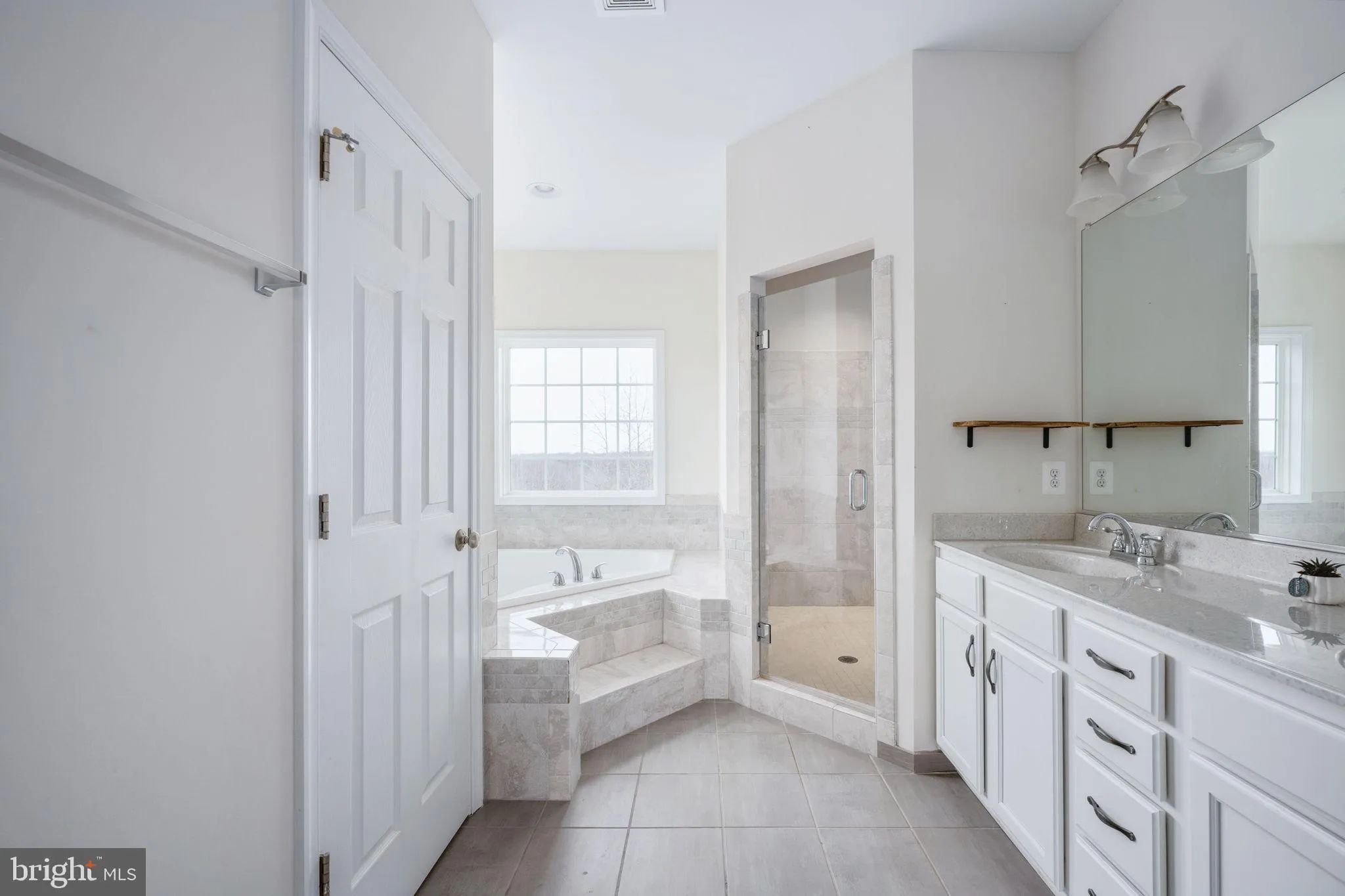 Stafford, Virginia 22556, United States, 4 Bedrooms Bedrooms, ,4 BathroomsBathrooms,Residential,Contingent,1982