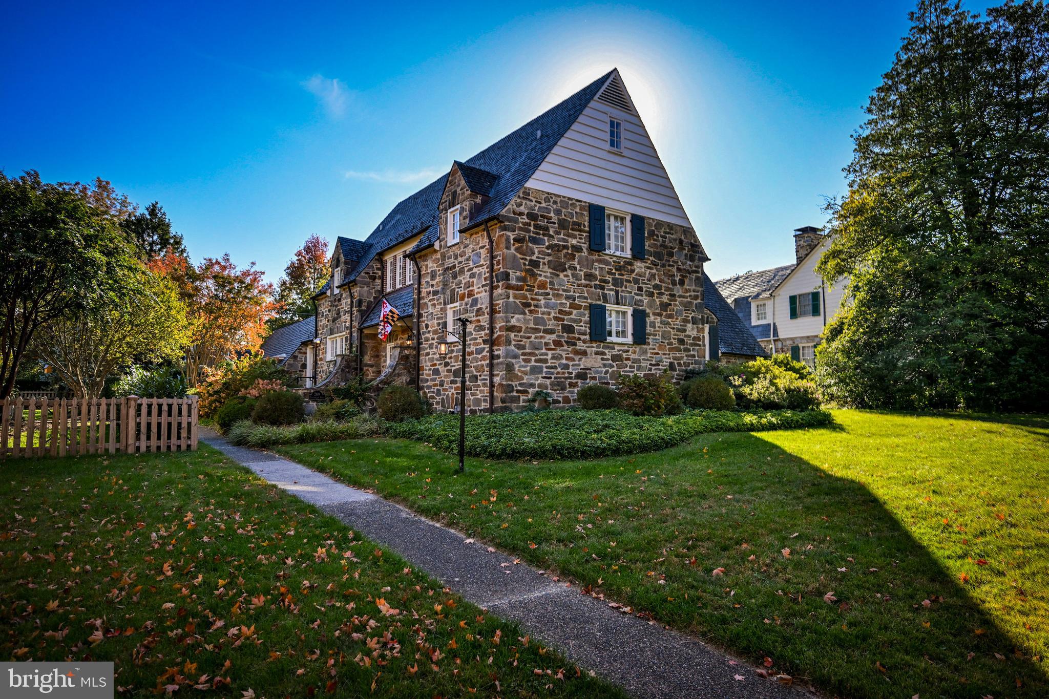GREATER HOMELAND HISTORIC DISTRICT - Residential