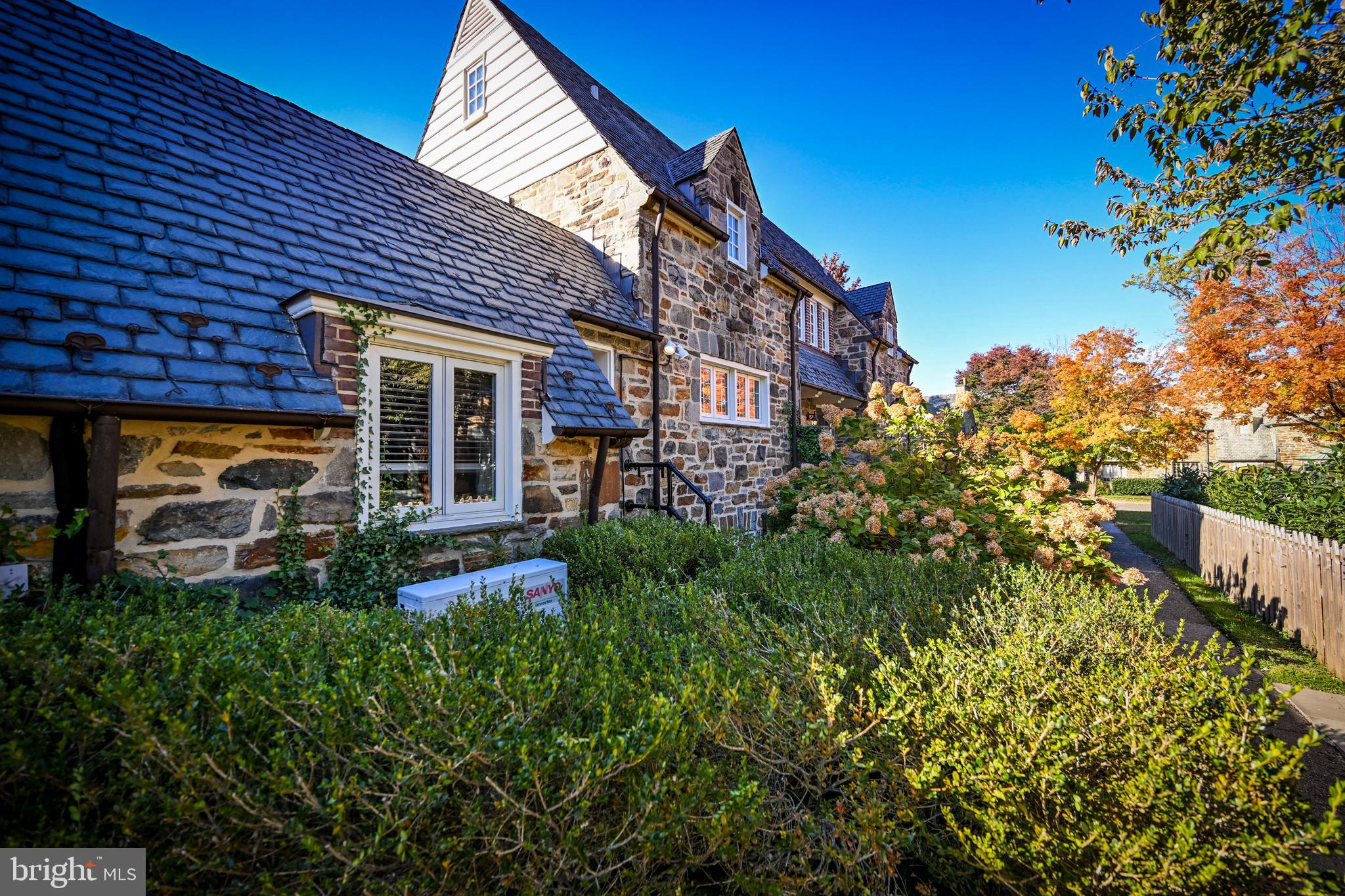GREATER HOMELAND HISTORIC DISTRICT - Residential