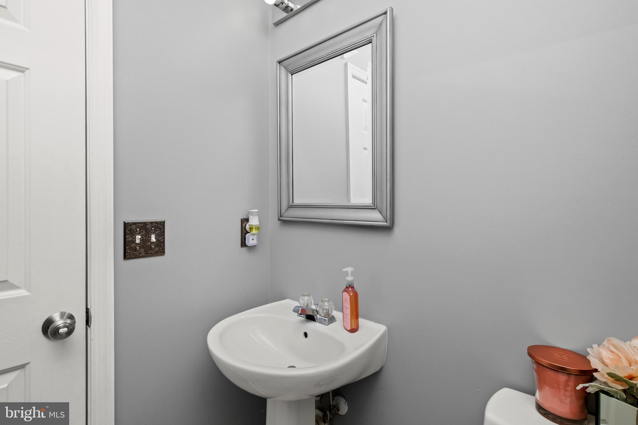 CROFTON FARMS - Residential