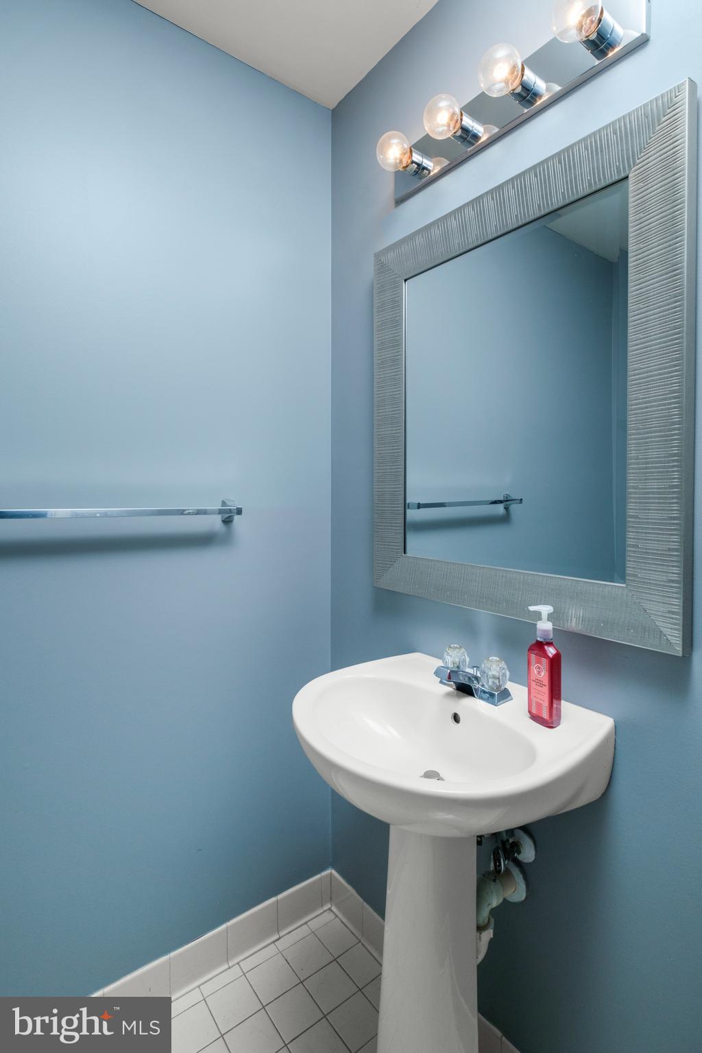 CROFTON FARMS - Residential