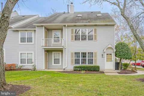 208 SEDGEFIELD DRIVE B MOUNT LAUREL NJ 08054