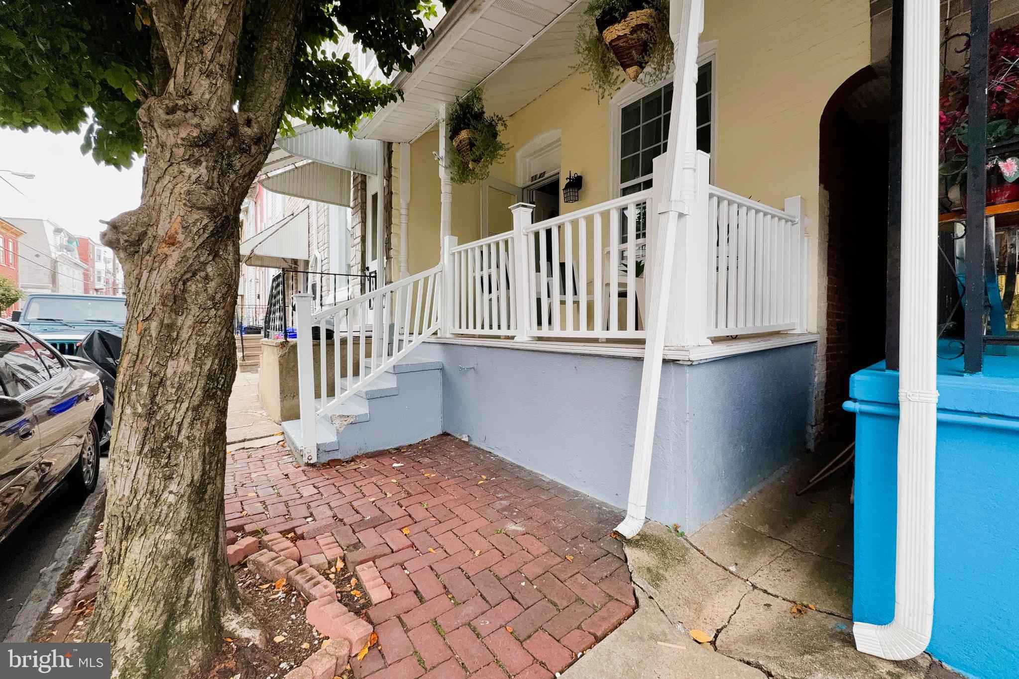 1142 CHURCH STREET