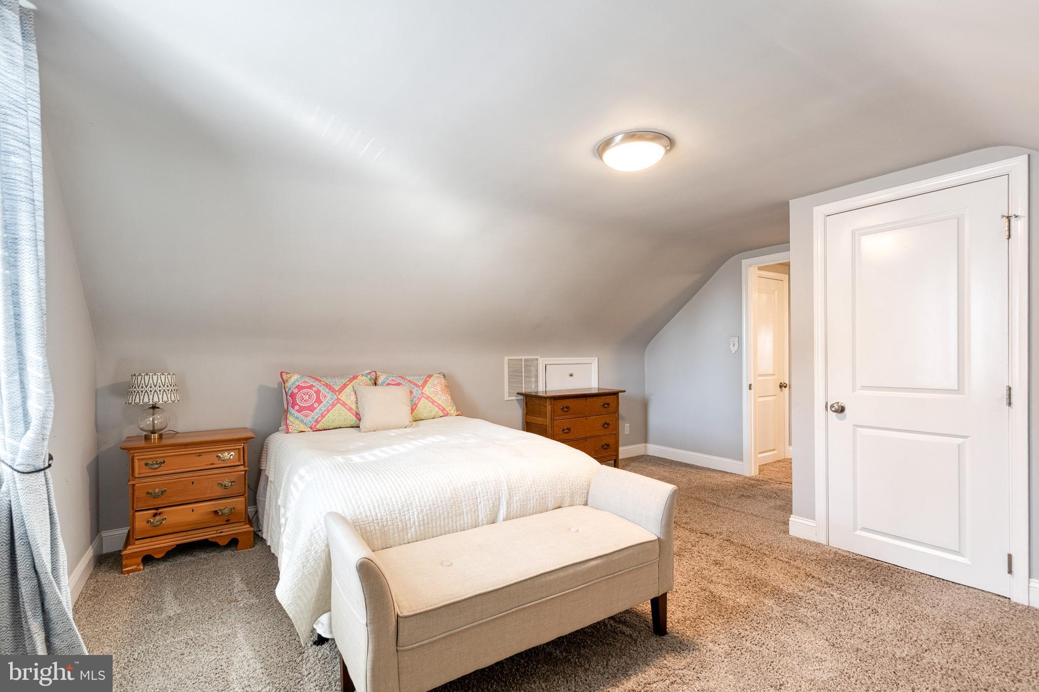 PARKVILLE - Residential