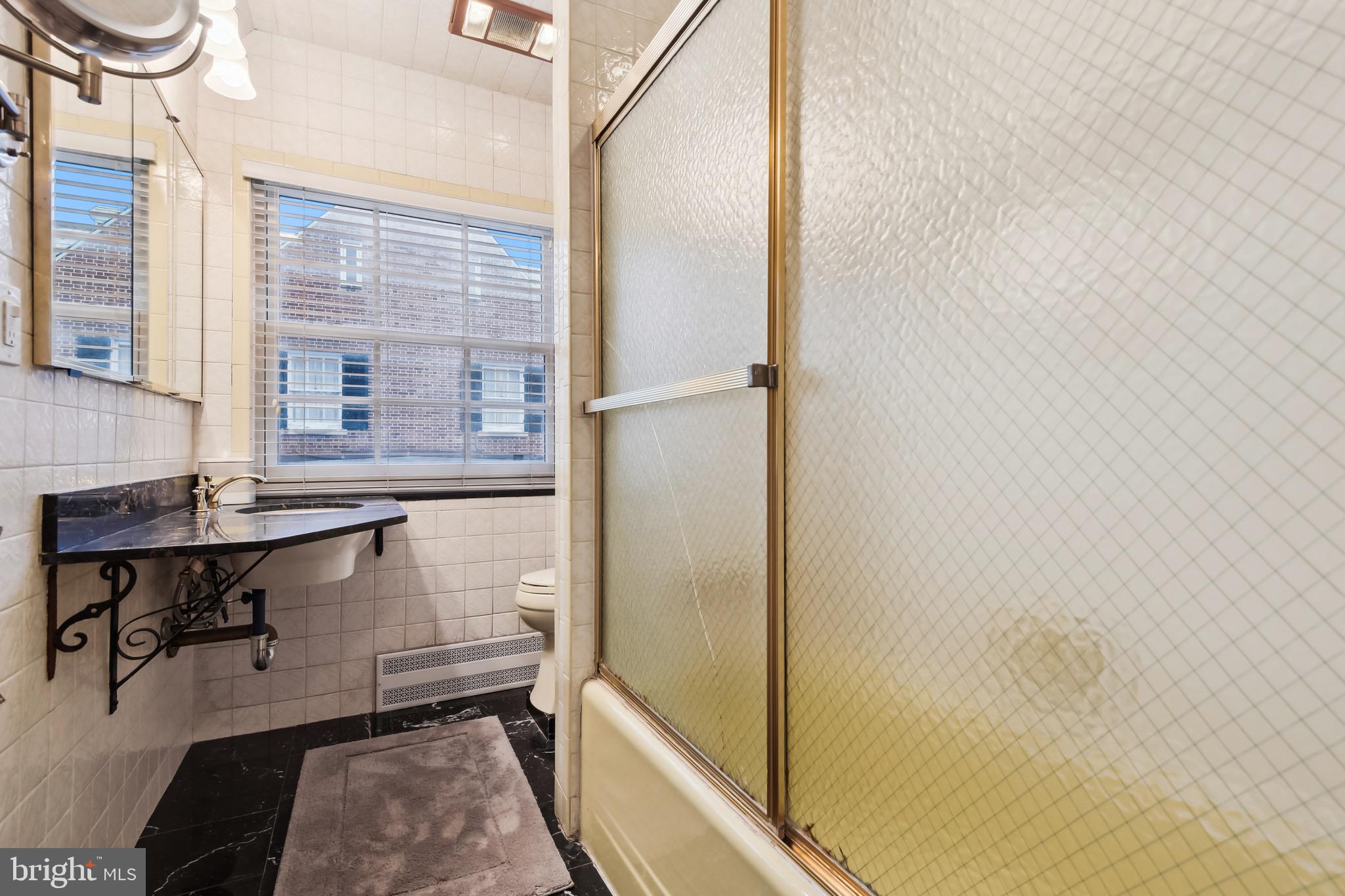 GUILFORD - Residential