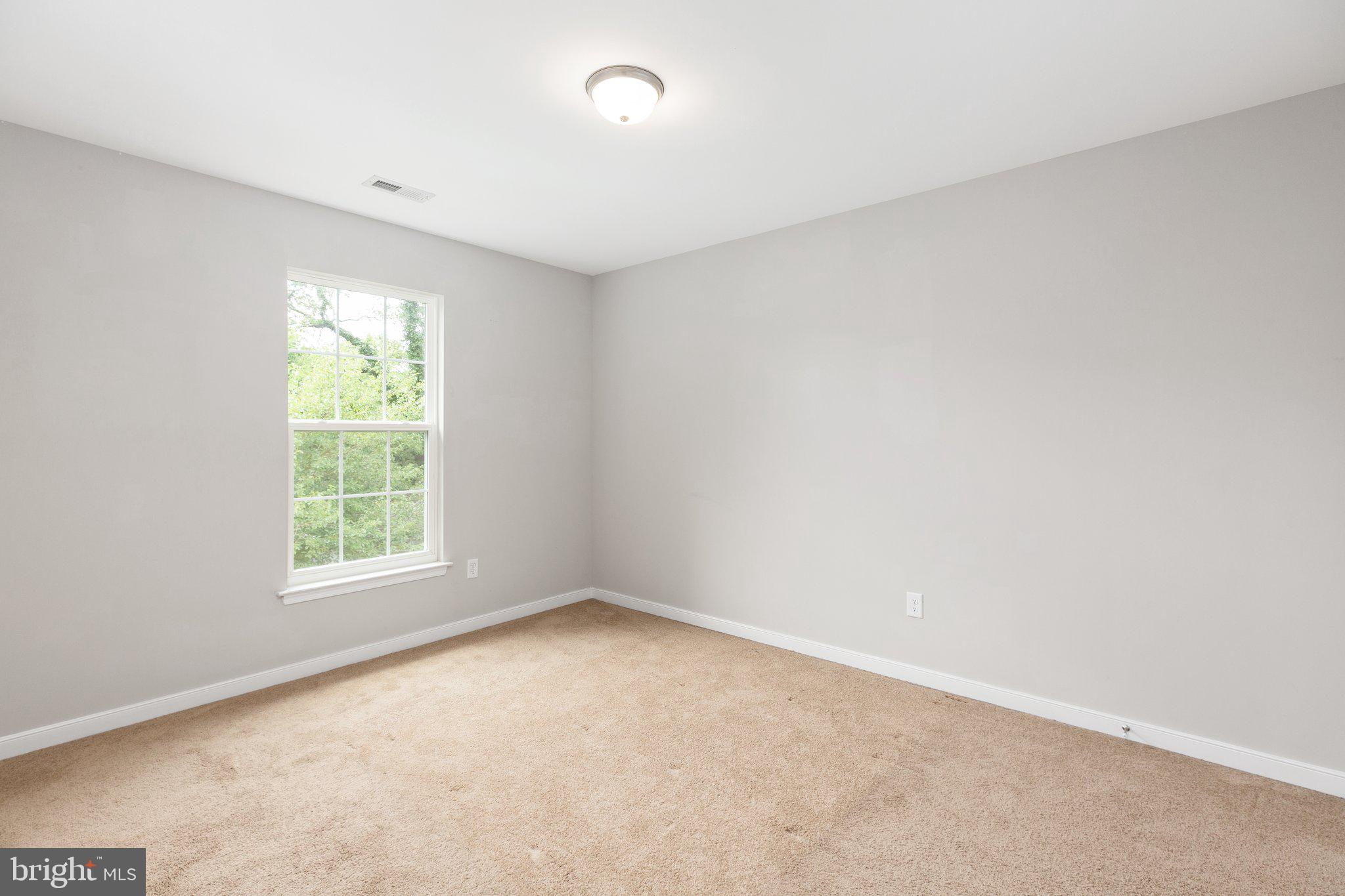 FREDERICKSBURG CITY - Residential Lease