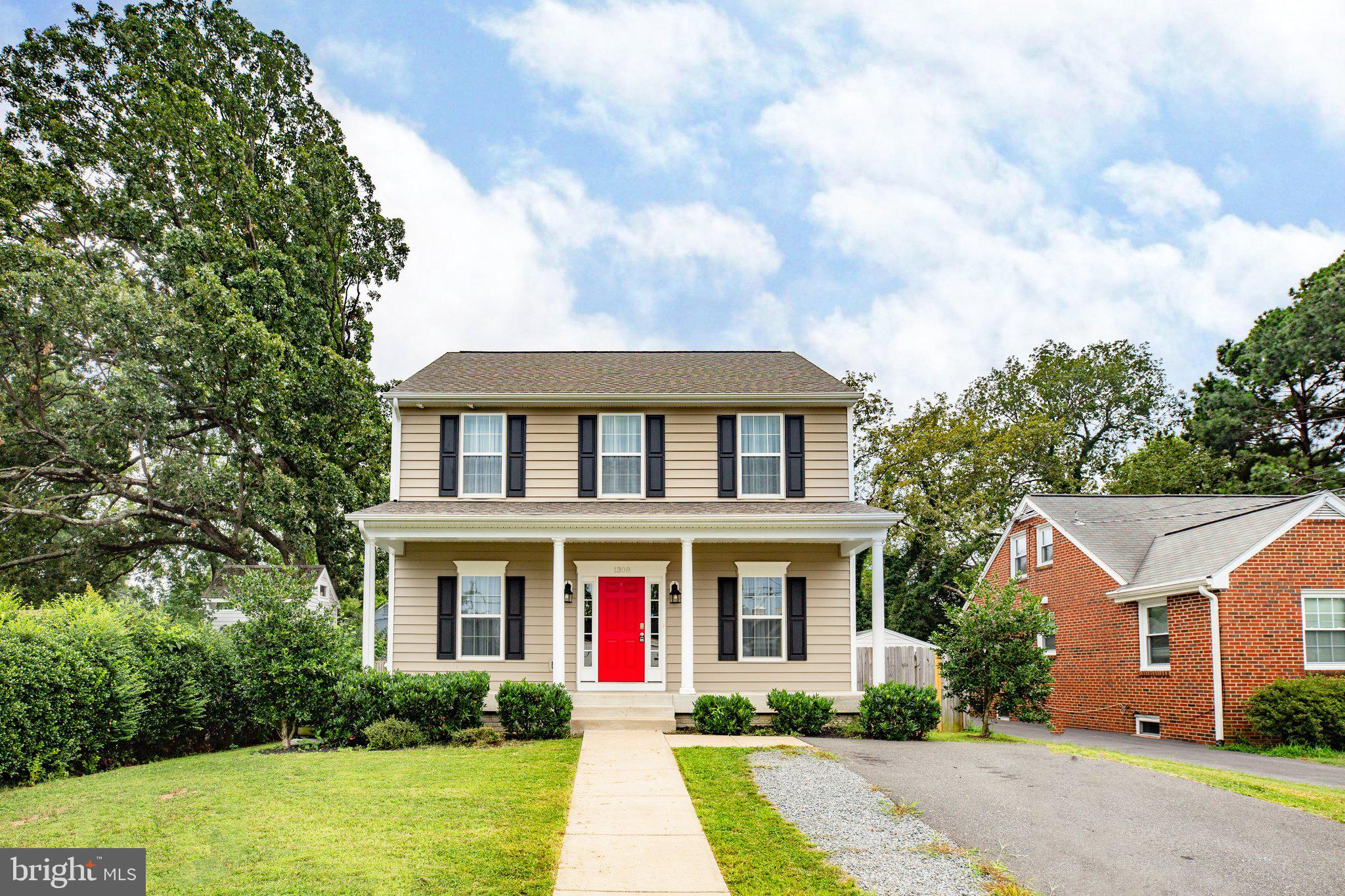 FREDERICKSBURG CITY - Residential Lease