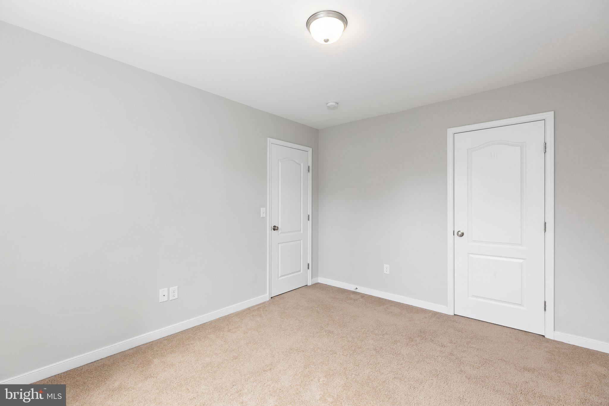 FREDERICKSBURG CITY - Residential Lease